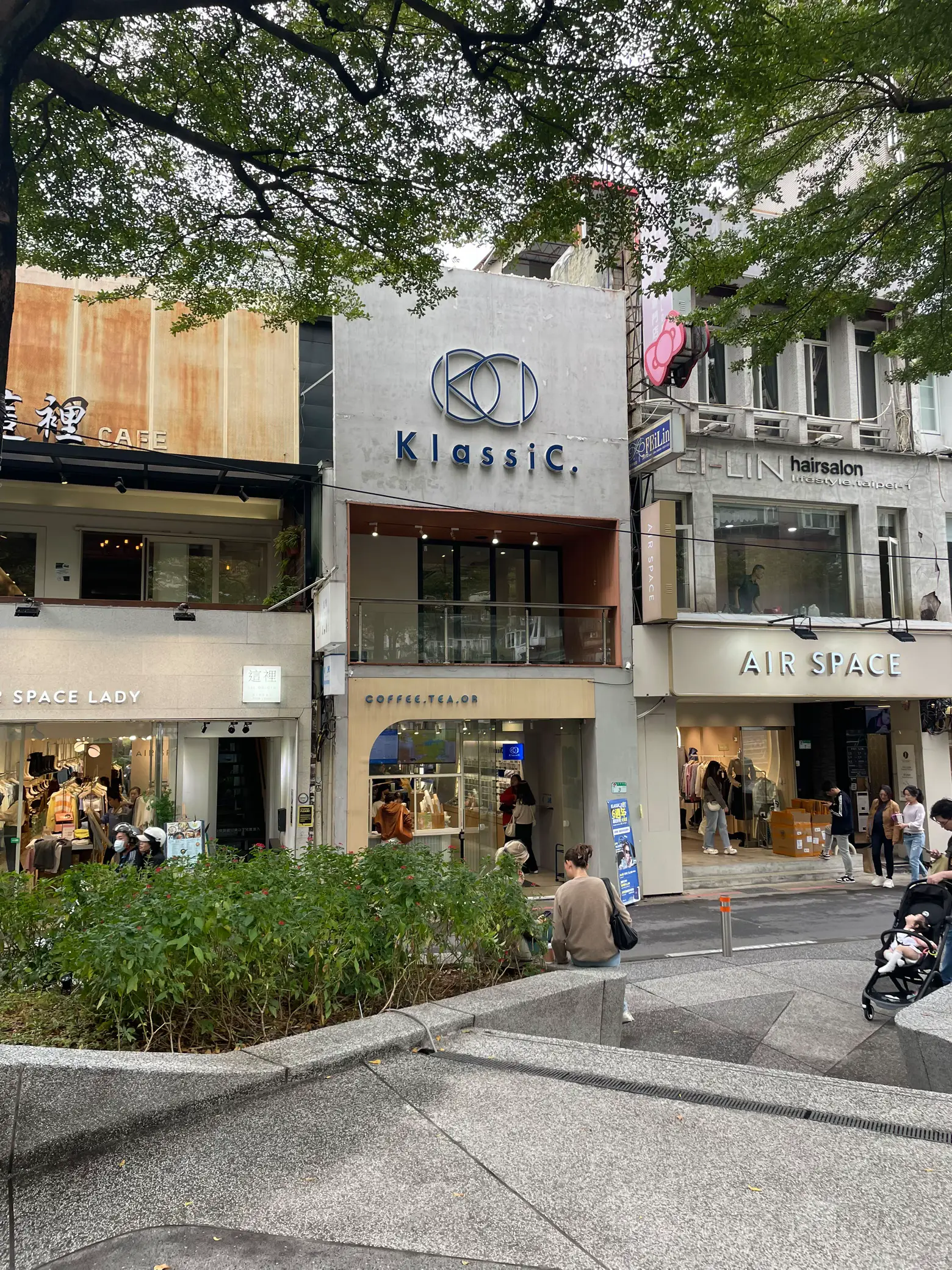 TAIPEI DAY 2 Zhong Shan District Shopping Gallery Posted By taipei-day-2-zhong-shan-district-shopping-gallery-posted-by