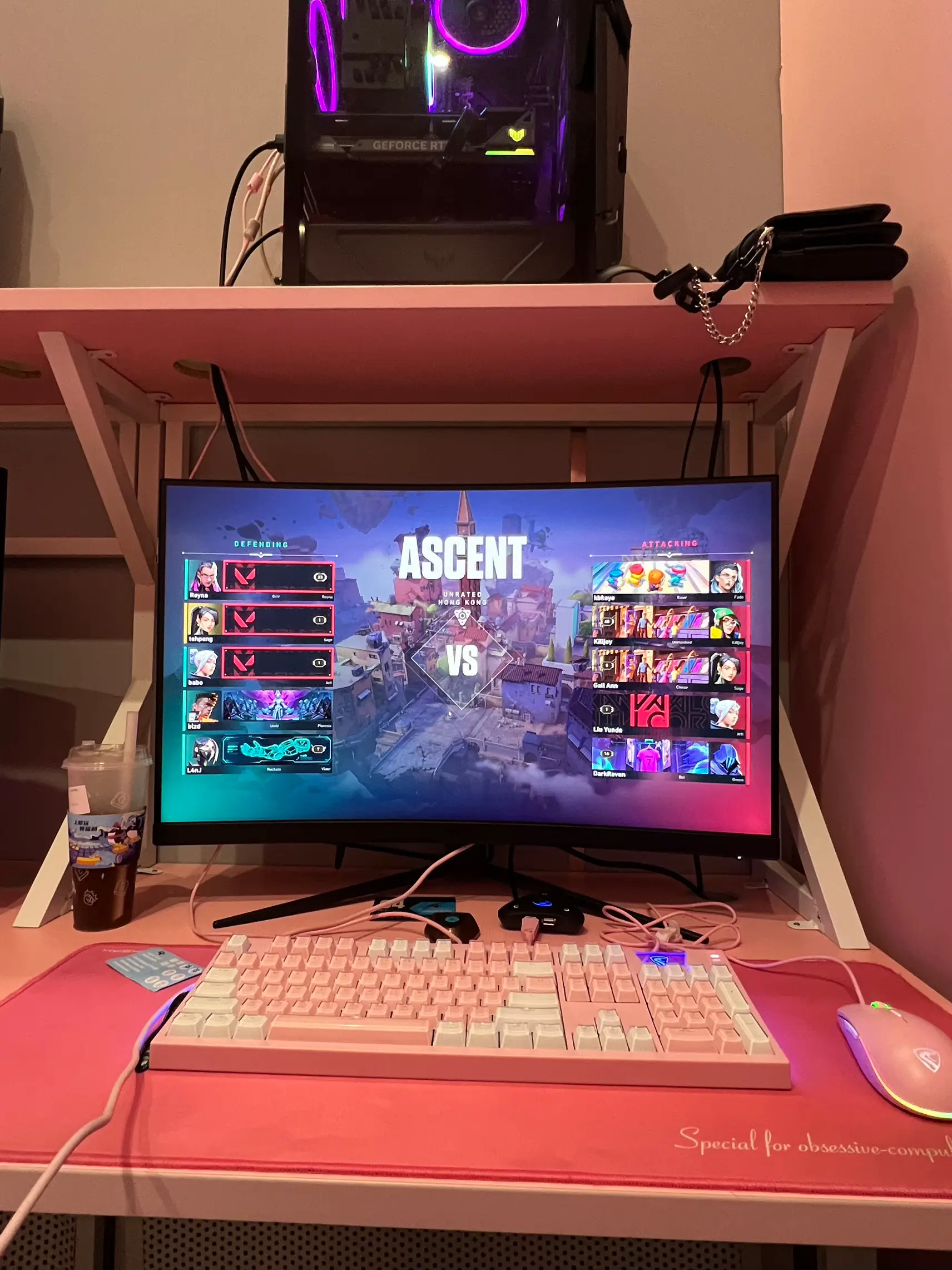 What a cool gaming setup idea 💖✨