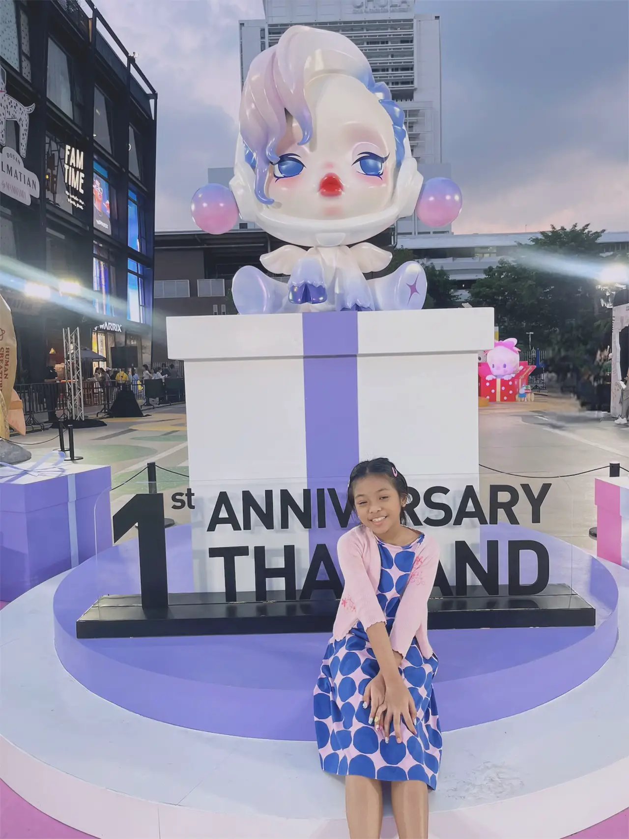 POP MART THAILANDがサンスクエアにオープンして1周年を迎えました。 | Weeriya Rach-asが投稿したフォトブック |  Lemon8