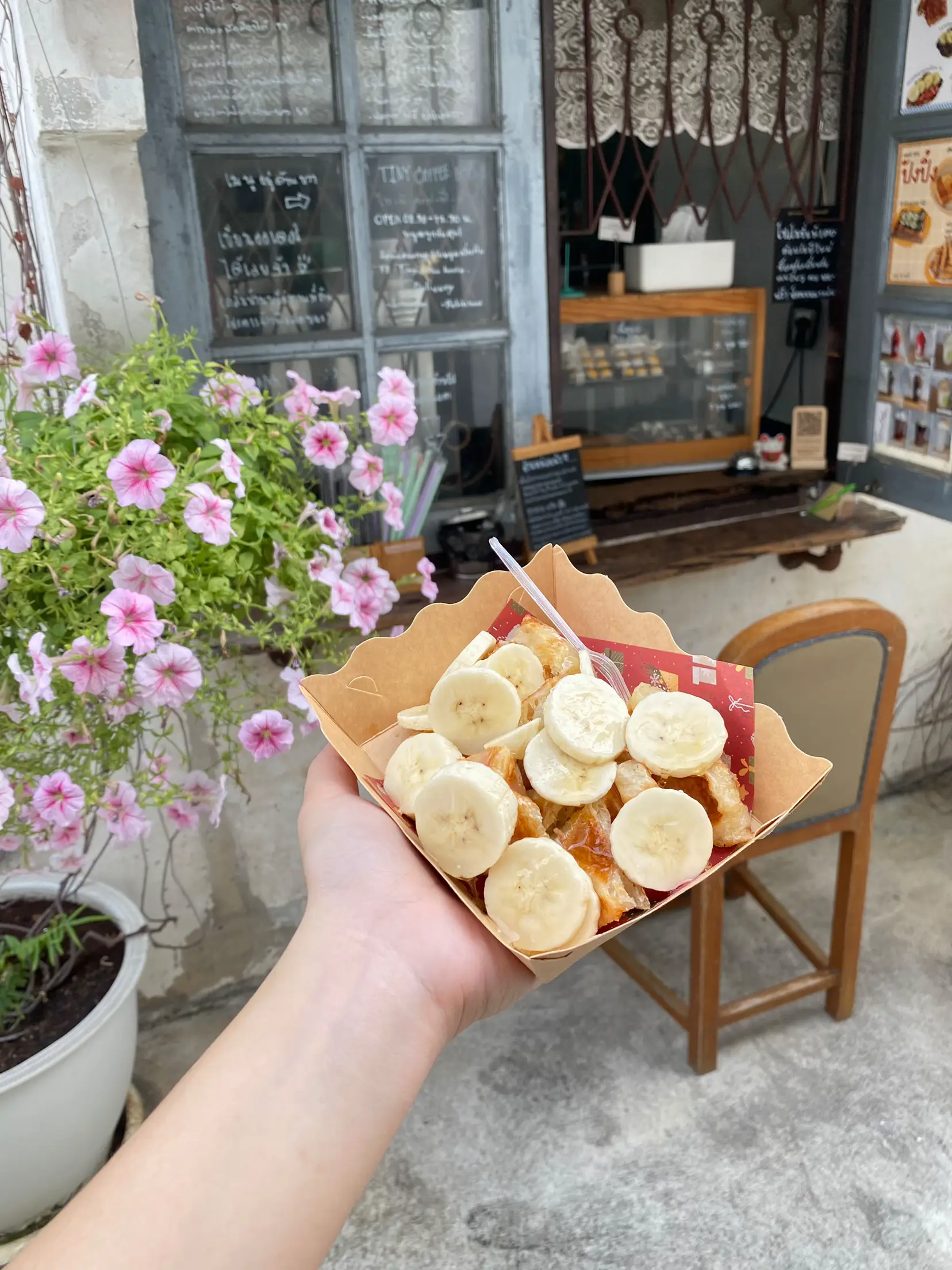 คาเฟ่รังสิต Tiny coffee house ☕️🏠 แกลเลอรีที่โพสต์โดย ttoeii