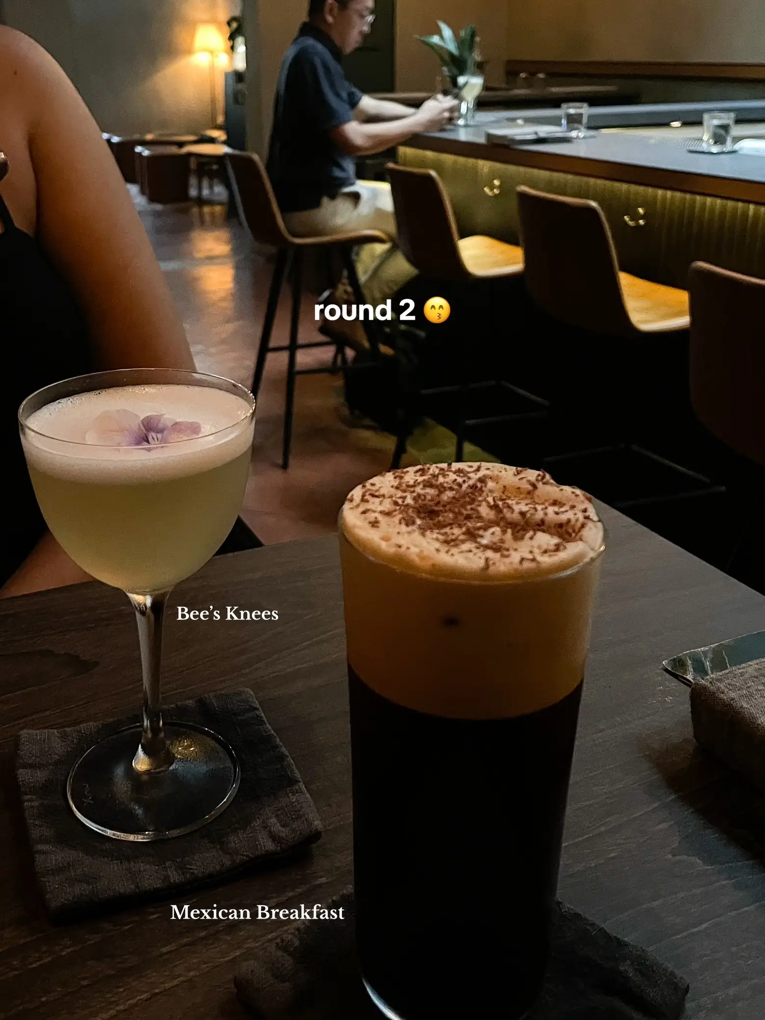 the best cocktail happy hour deal in SG? 🍸's images(3)