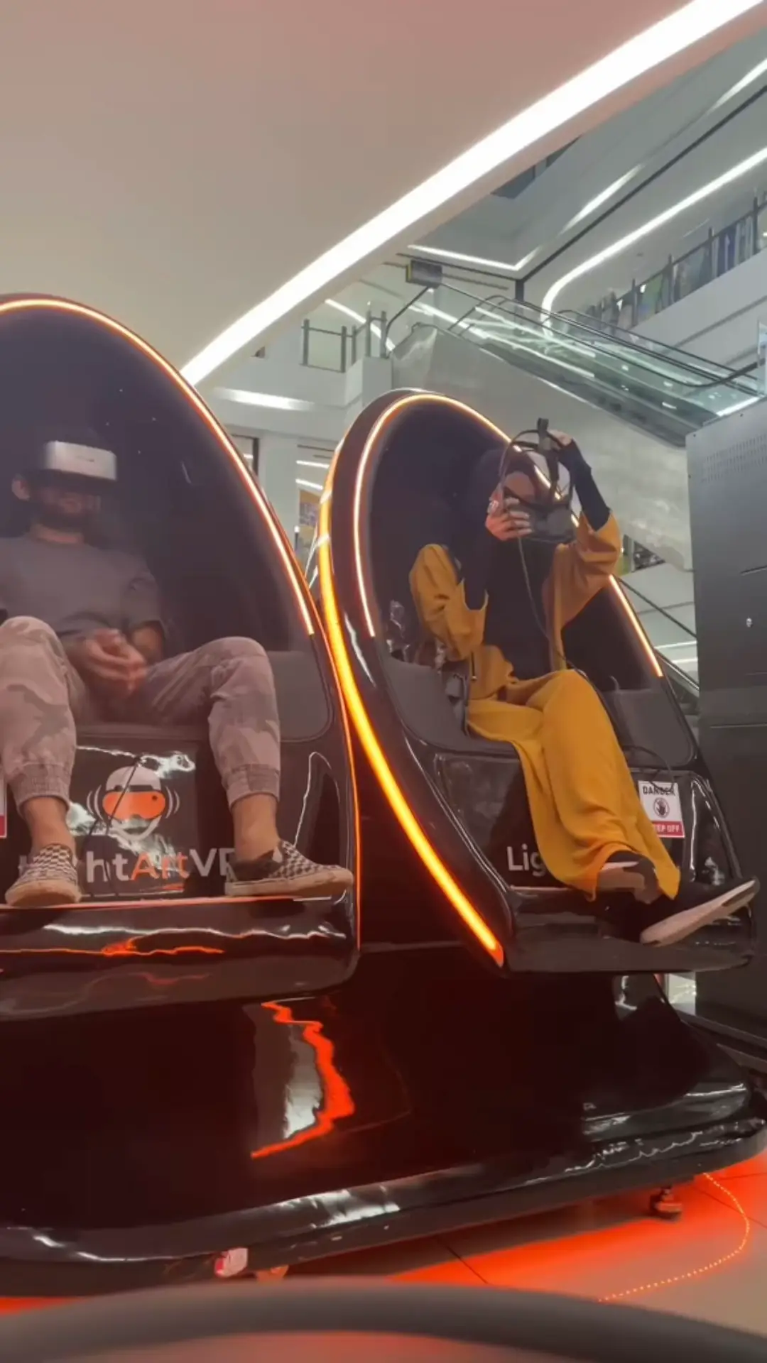 VR Islamic Experience in Cyberjaya | Video diterbitkan oleh Natasha ...