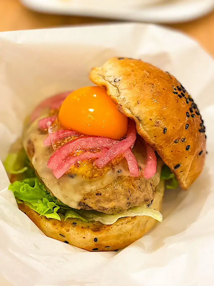 LIMITED TIME Jap burger 🍔 | Gallery posted by iloafbready
