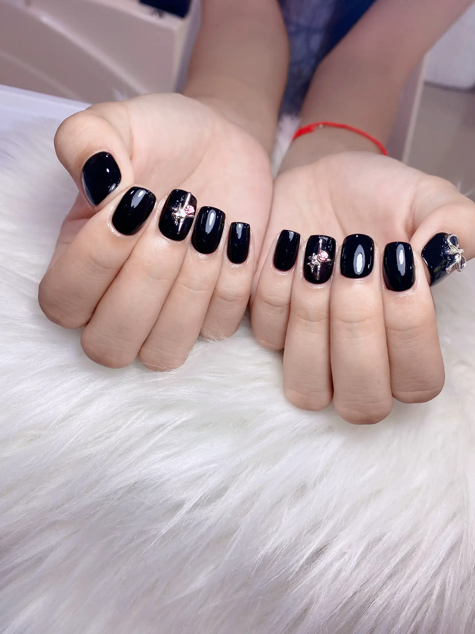 By Treechada Nail by treechada nail