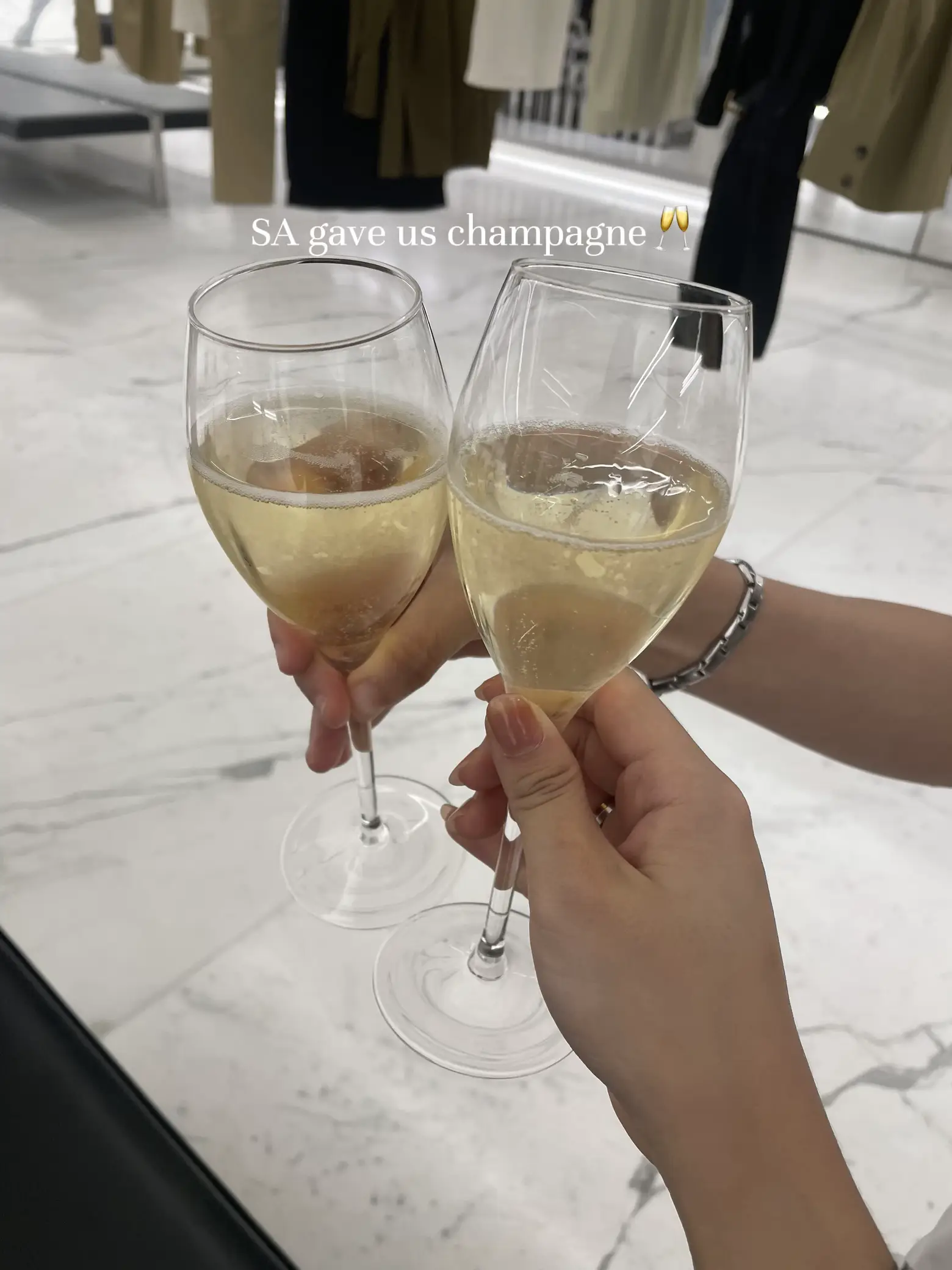 Bought my dream bag as a bday gift for myself🖤 แกลเลอรีที่โพสต์โดย