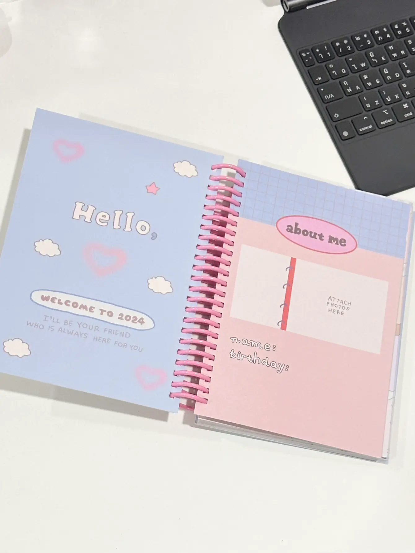 AGENDA GIORNALIERA SMALL - 2024 -SMALL DAILY DIARY - LIGHT BLUE