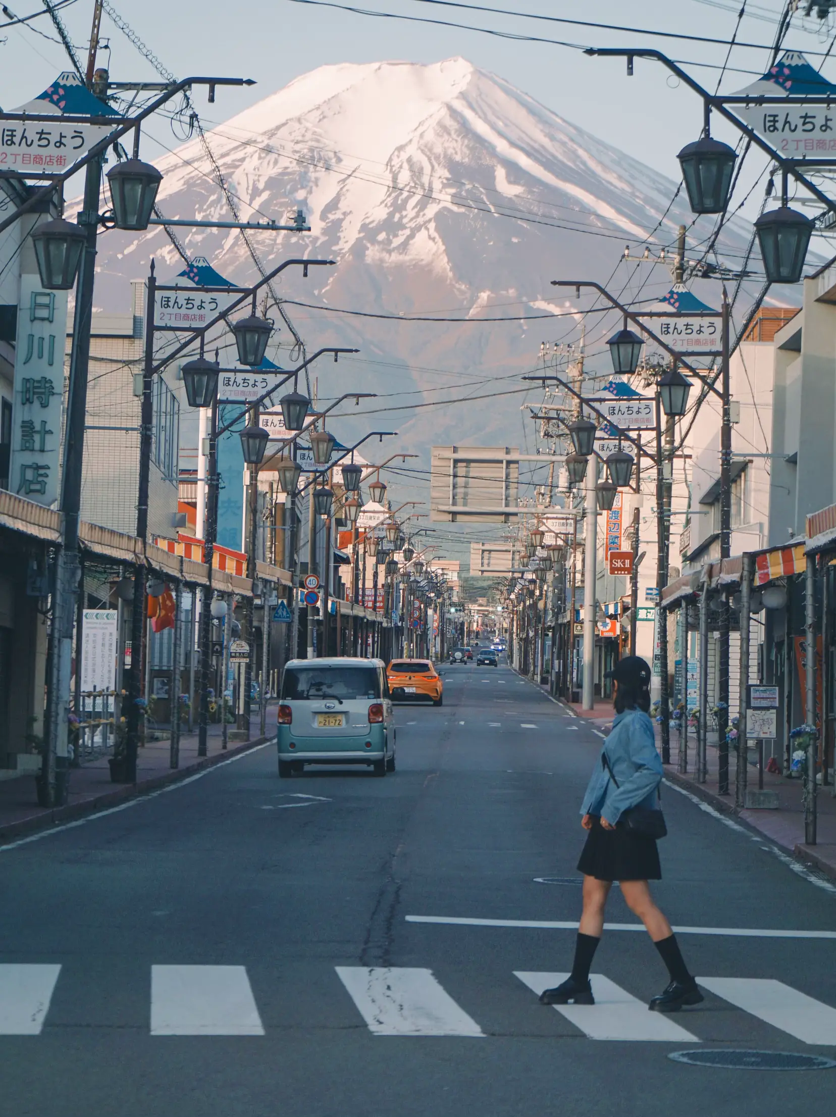 Mt. Fuji Shimoyoshida Honcho Street | แกลเลอรีที่โพสต์โดย Mena | Lemon8