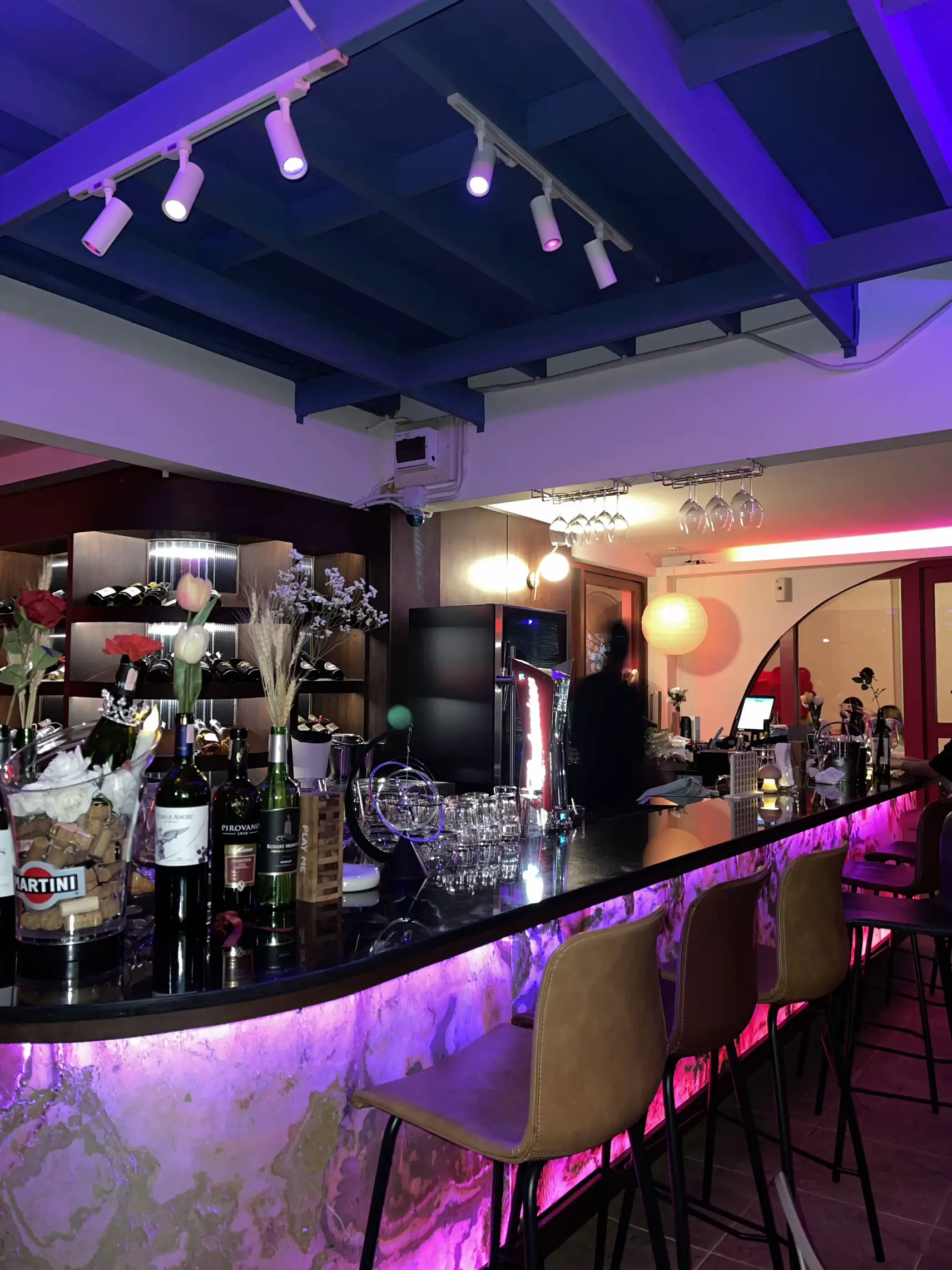 Ivy’s Wonder wine bar Chiang Mai แกลเลอรีที่โพสต์โดย Poomjai ♡ Lemon8