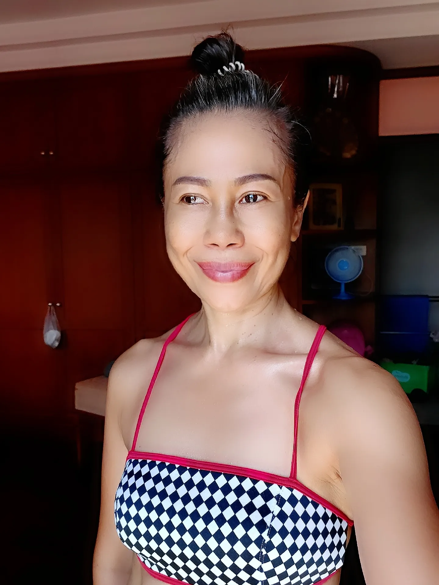 介護職の豊満おばさん　無修正画像 53歳のおばさん。 | Kanpitcha Tanacが投稿したフォトブック | Lemon8