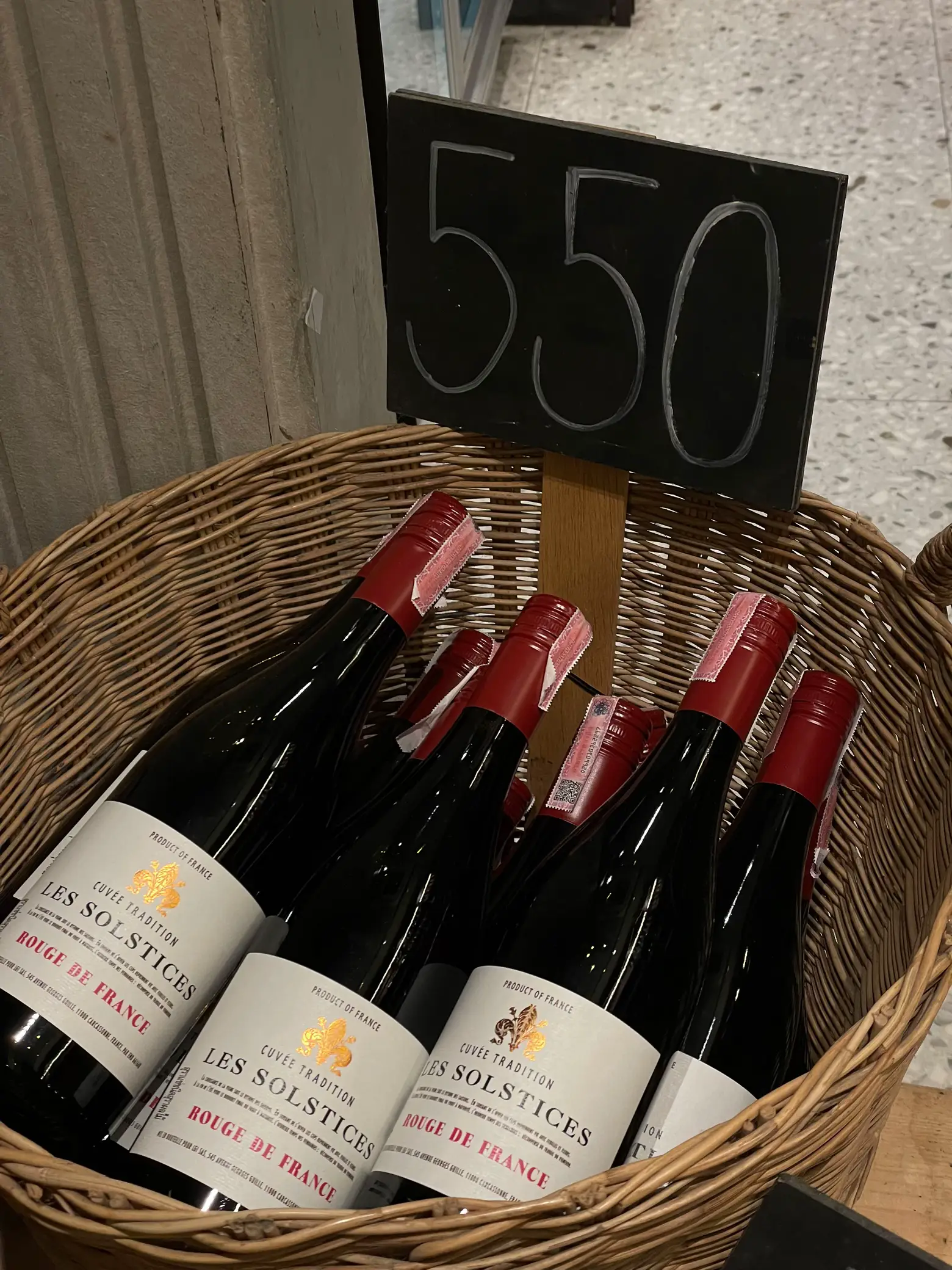 review-les-solstices-red-wine-anyaa-lemon8