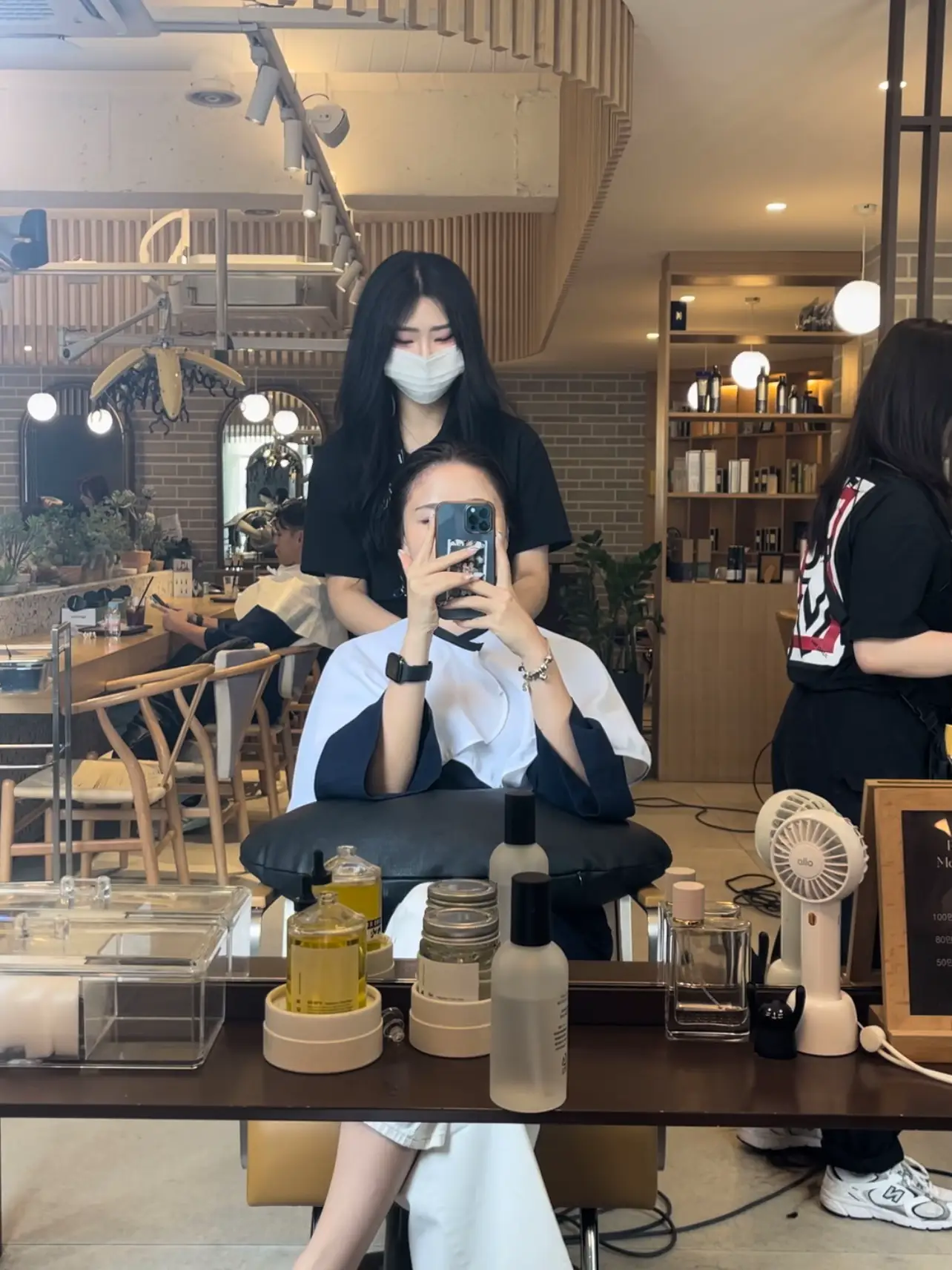 getting my hair done for the first time in korea💇🏻‍♀️🇰🇷's images(4)