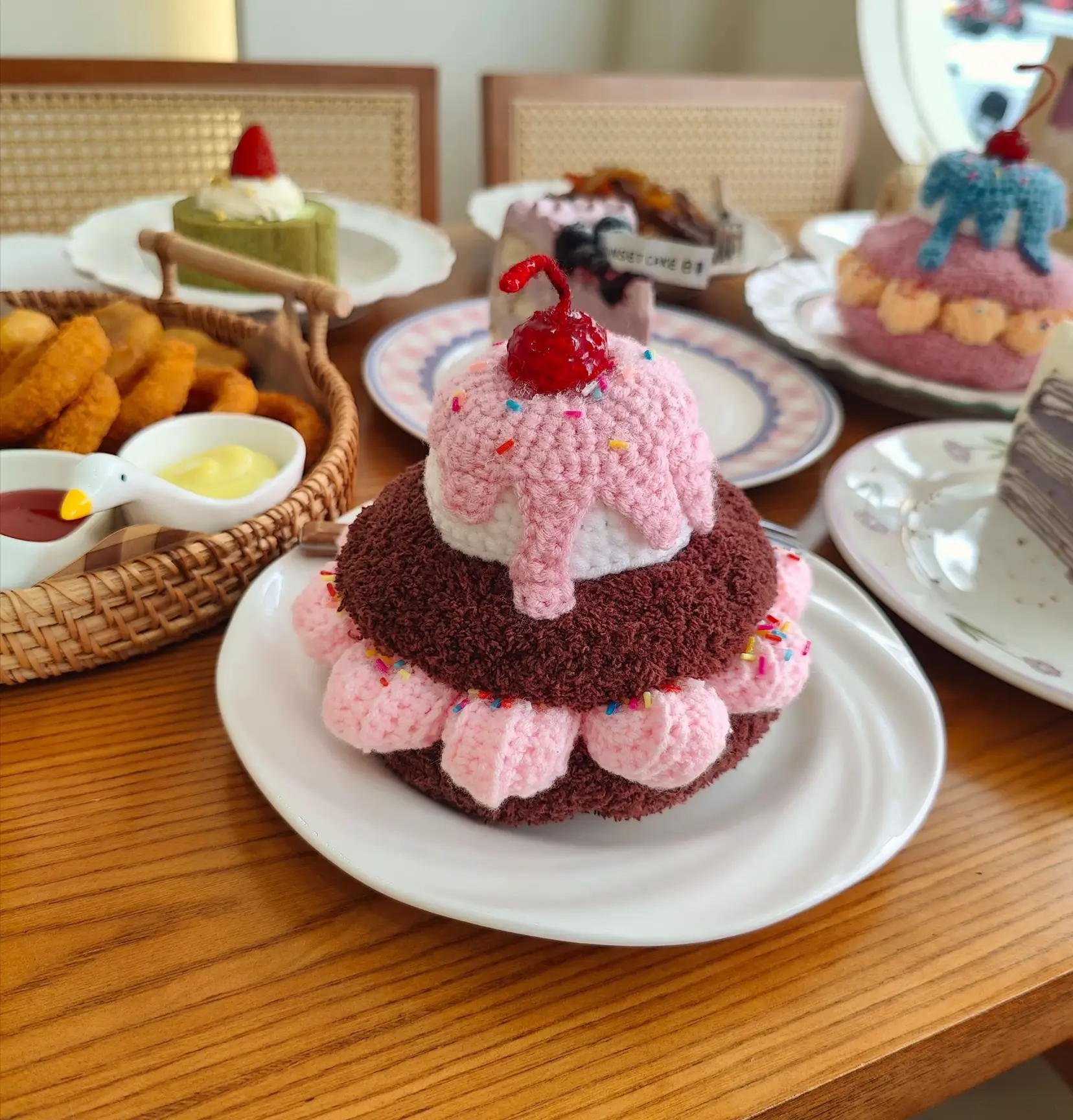 ケーキモチーフ かぎ編み ハンドメイド 苺 あさ