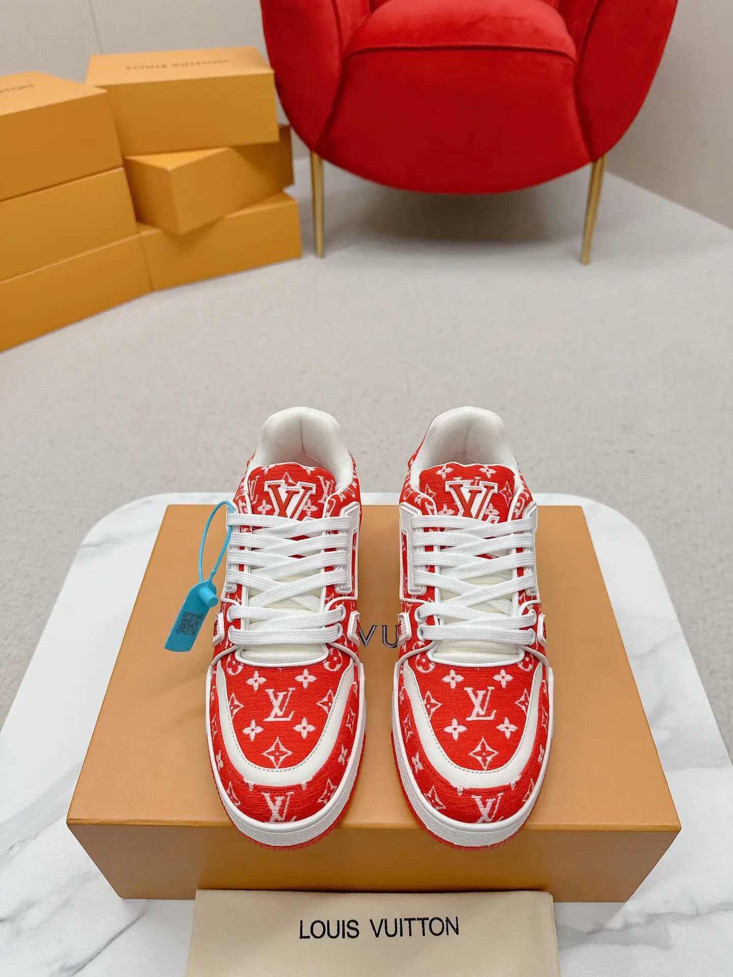 On Feet -Unbxoing Louis Vuitton LV Trainer Maxi Unboxing and