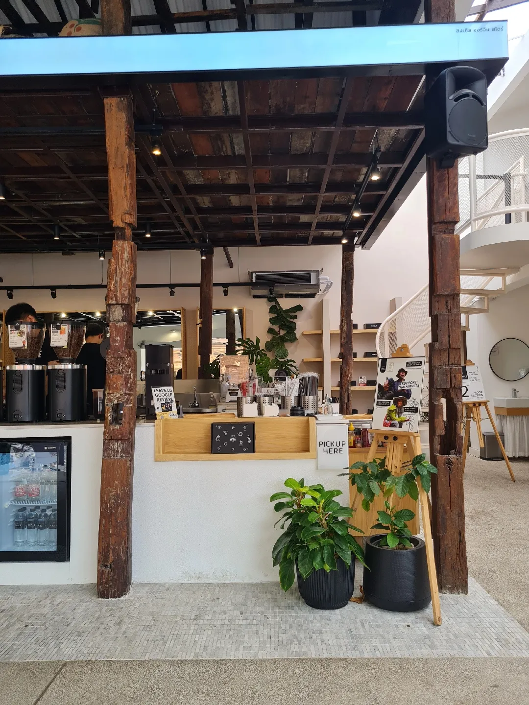 Single Origin Store Layout Single Origin Store เชียงใหม่ | แกลเลอรีที่โพสต์โดย 🐣KS.bm95 | Lemon8