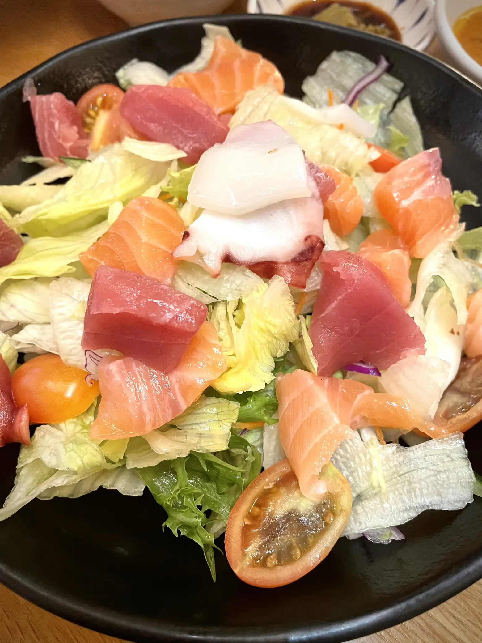 Love Sushi Tei’s house dressing and Sashimi Salad Gallery posted by