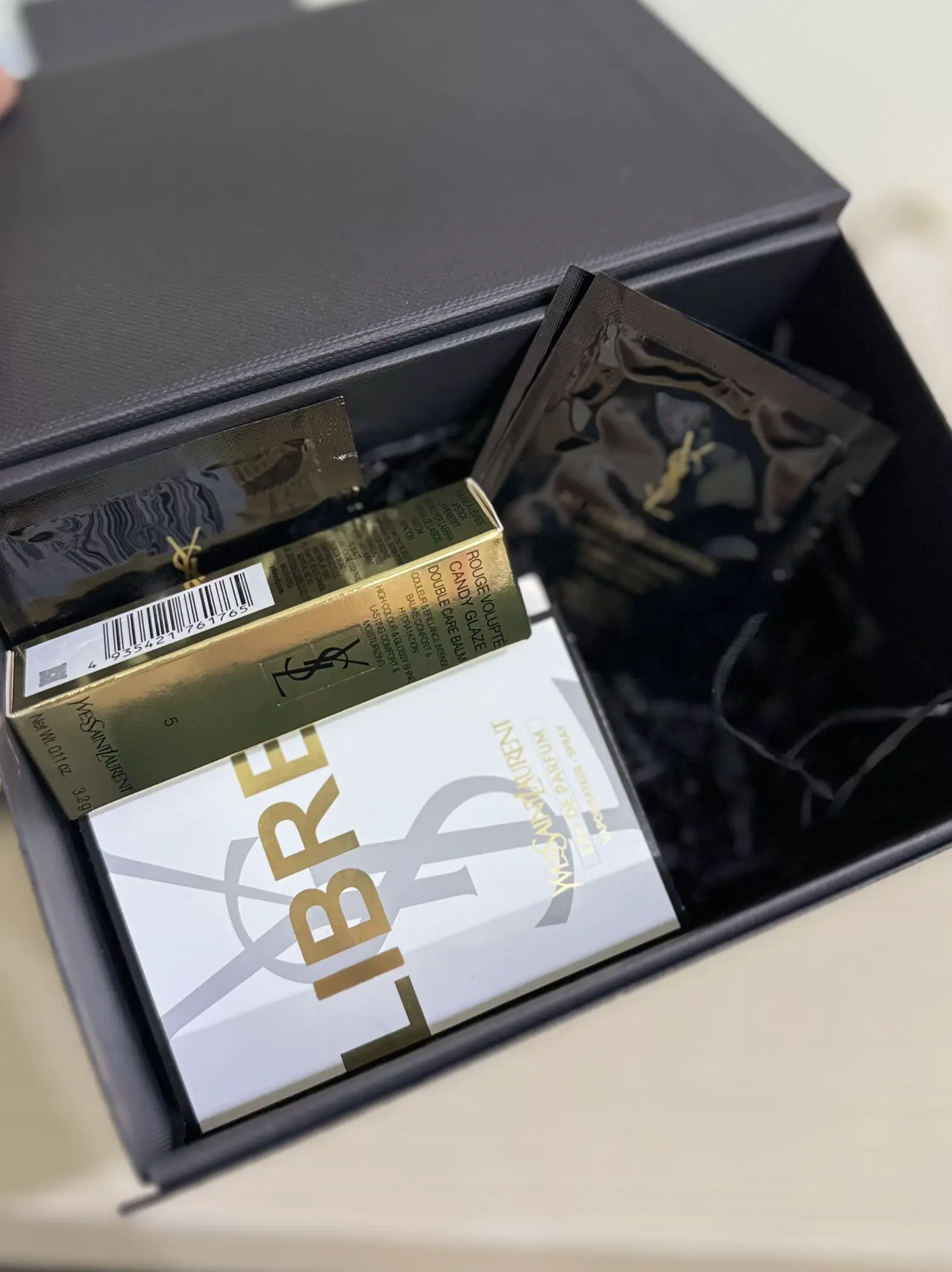 YSL ギフトボックス3個とショッパー袋2枚セット イヴサン YSL ギフトボックス3個とショッパー袋2枚セット イヴサン