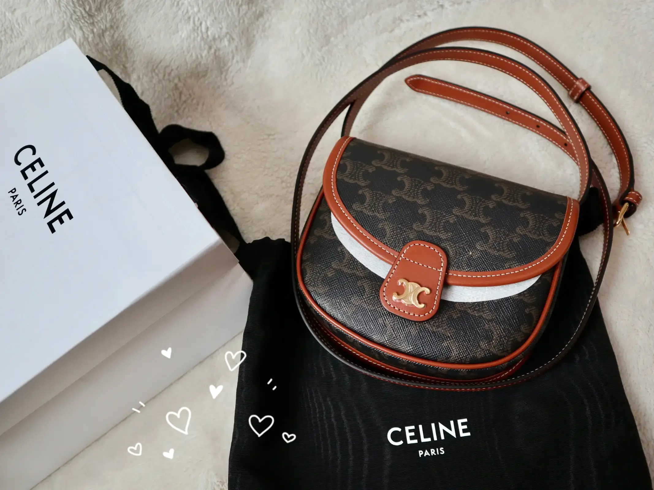 See Blackpink's Lisa Style the Celine Tabou Bag