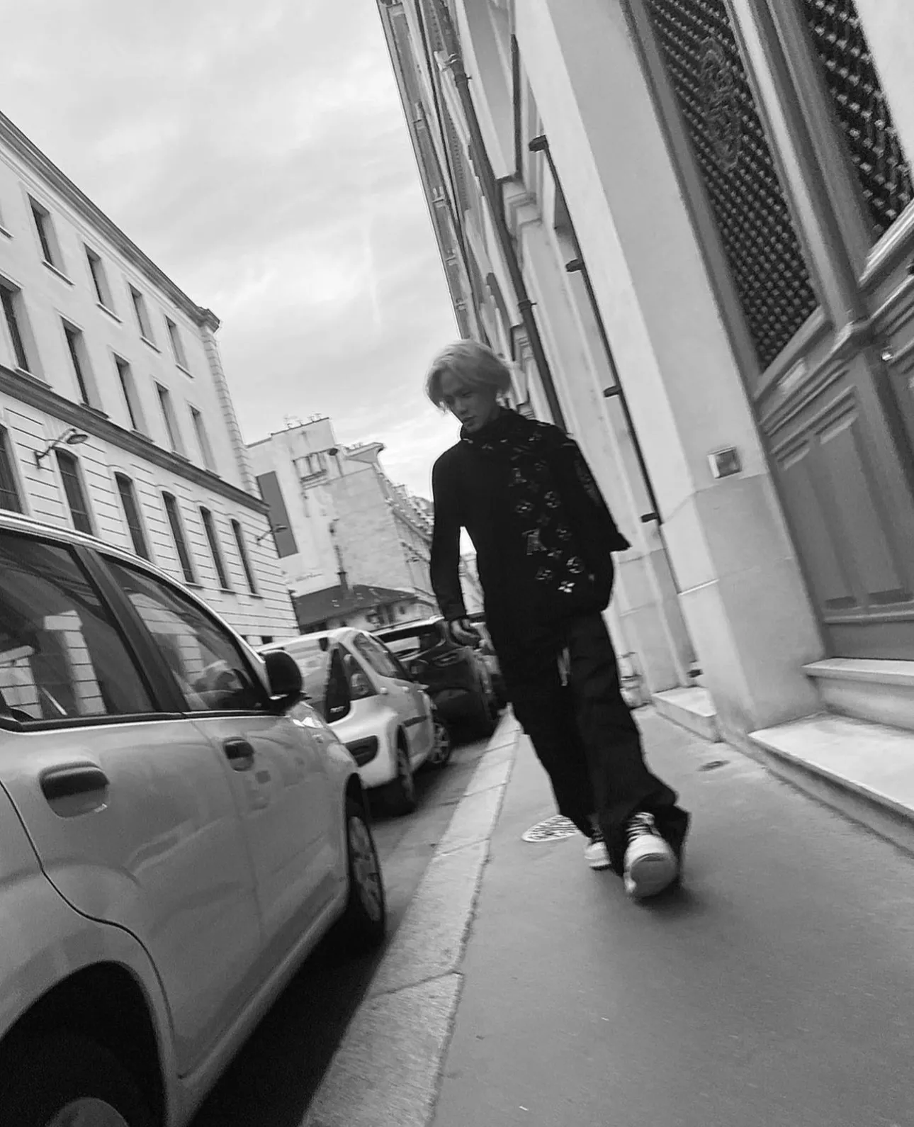 TREASURE WARDROBE on X: #HYUNSUK wearing Louis Vuitton - Holder