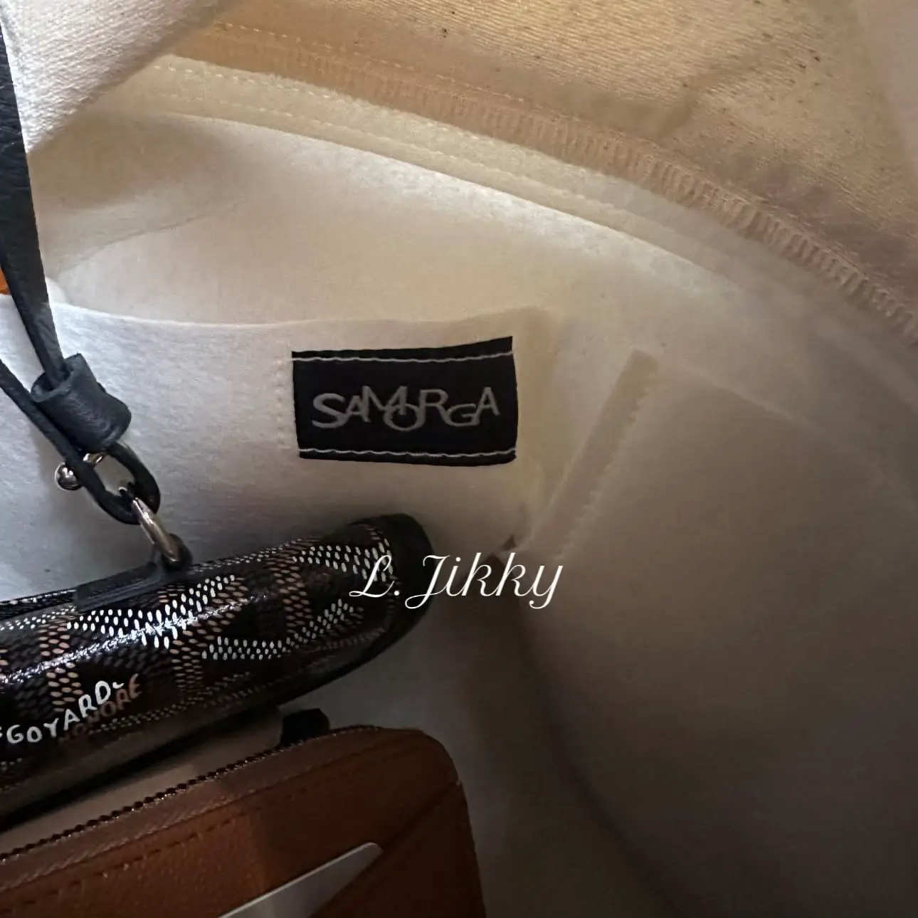 WHAT'S IN MY BAG GOYARD แกลเลอรีที่โพสต์โดย L.jikky Lemon8