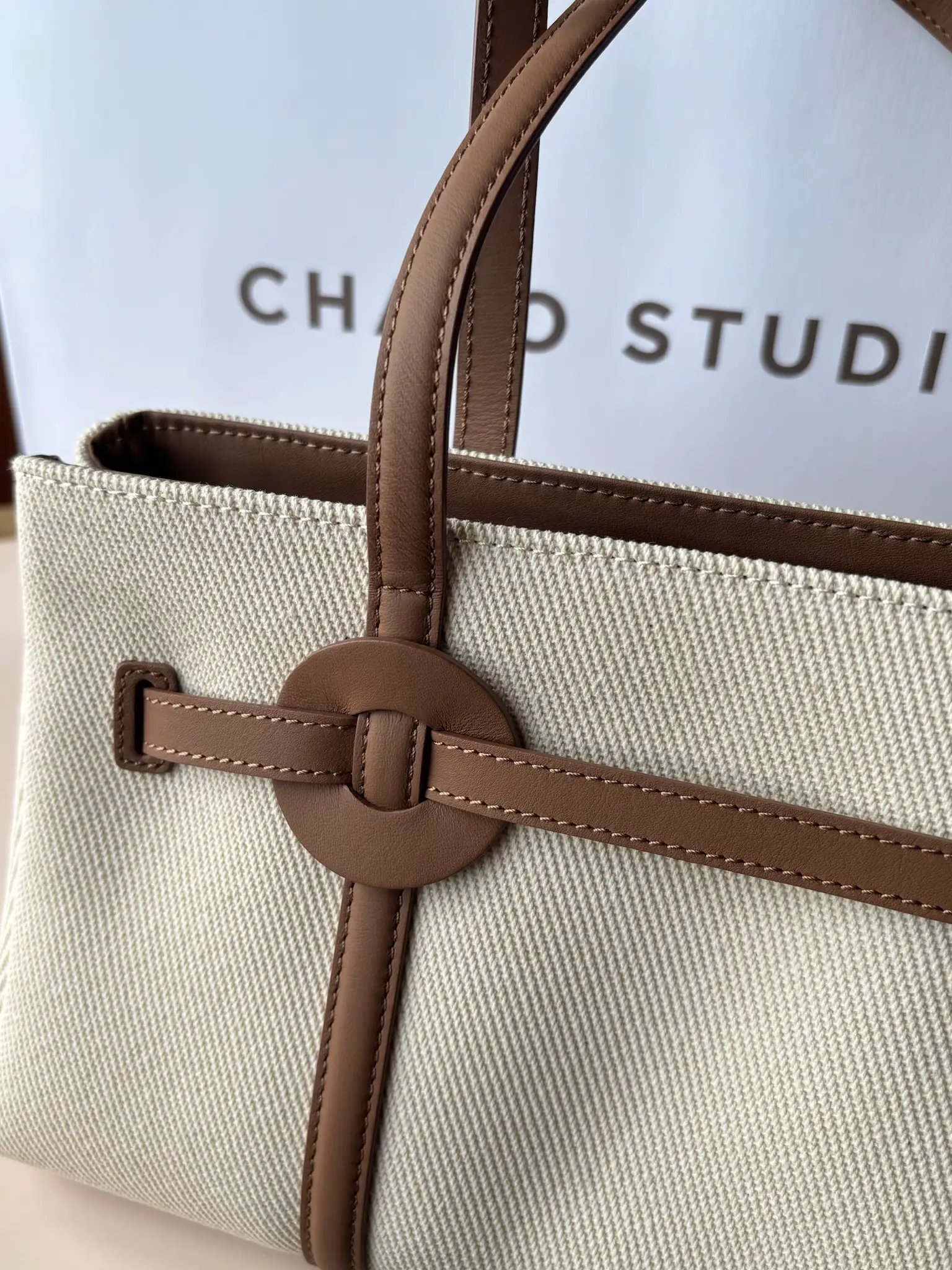 Chatostudio #unboxกระเป๋า รุ่น 🍩 Donut Tote 💥 | แกลเลอรีที่โพสต์โดย ...