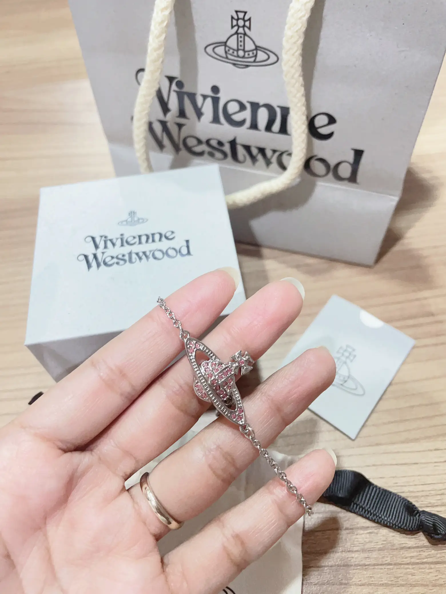 Vivienne westwood hot sale eye ring