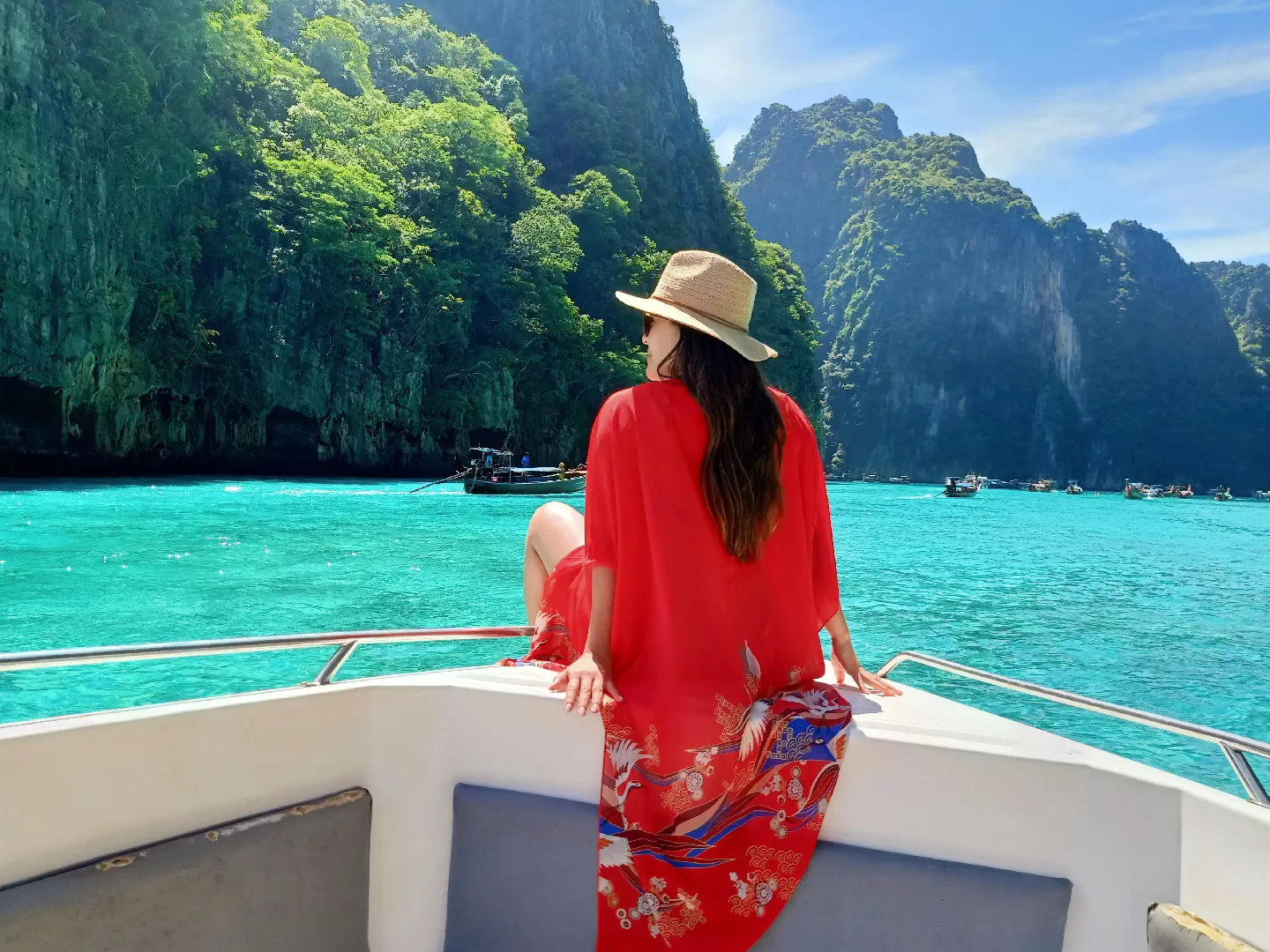 phi phi Island tour แกลเลอรีที่โพสต์โดย Panja Sriprapa Lemon8