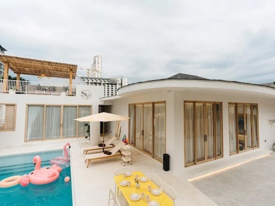 Saya Pool Villa ที่พักมินิมอลใกล้หาดมุมถ่ายรูปเยอะ | แกลเลอรีที่โพสต์ ...
