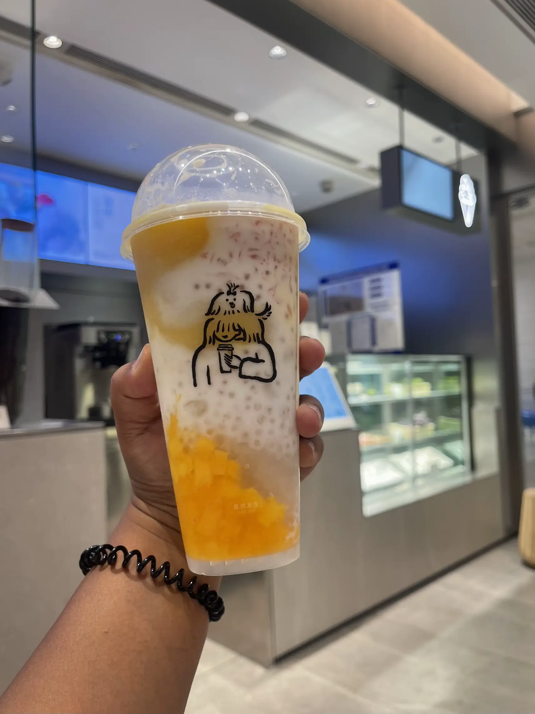 ไปจีนต้องแวะ Hey tea | แกลเลอรีที่โพสต์โดย Khonkheetiew | Lemon8