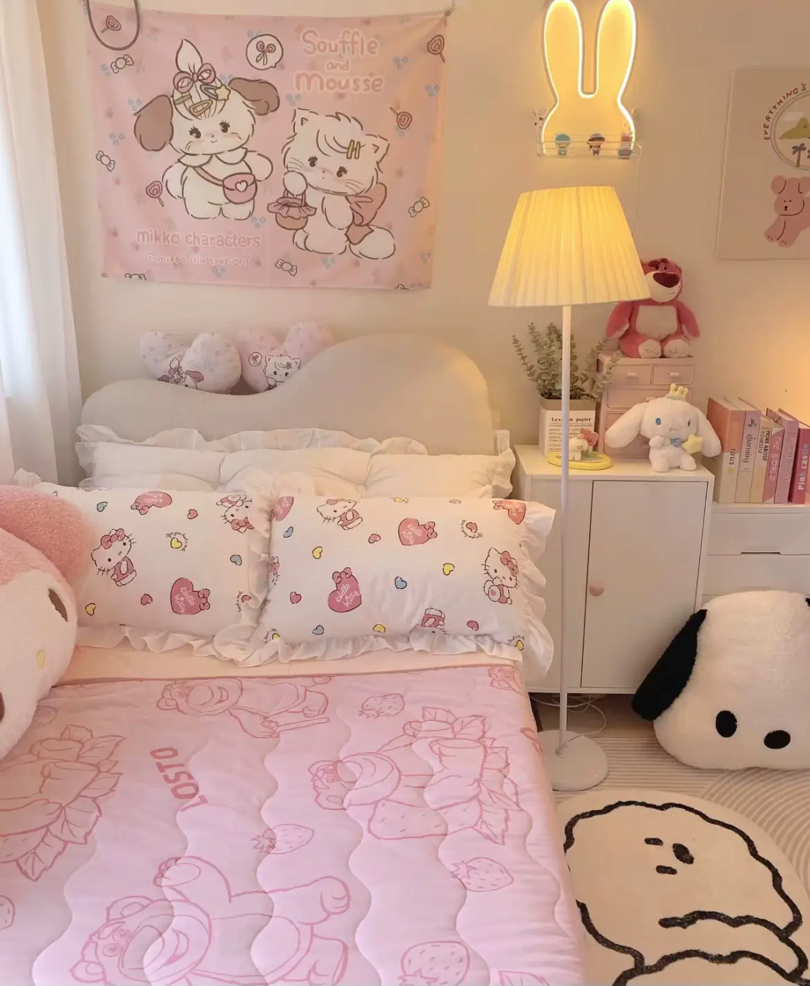 My melody bed  Pink room, Room ideas bedroom, Cute bedroom ideas