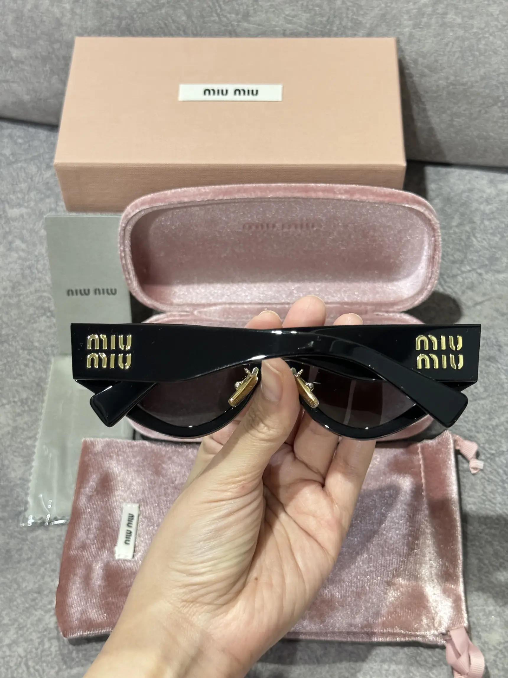 😎🕶️Miu miuのレビュー🕶️😎 | Nunanettshiが投稿したフォトブック | Lemon8