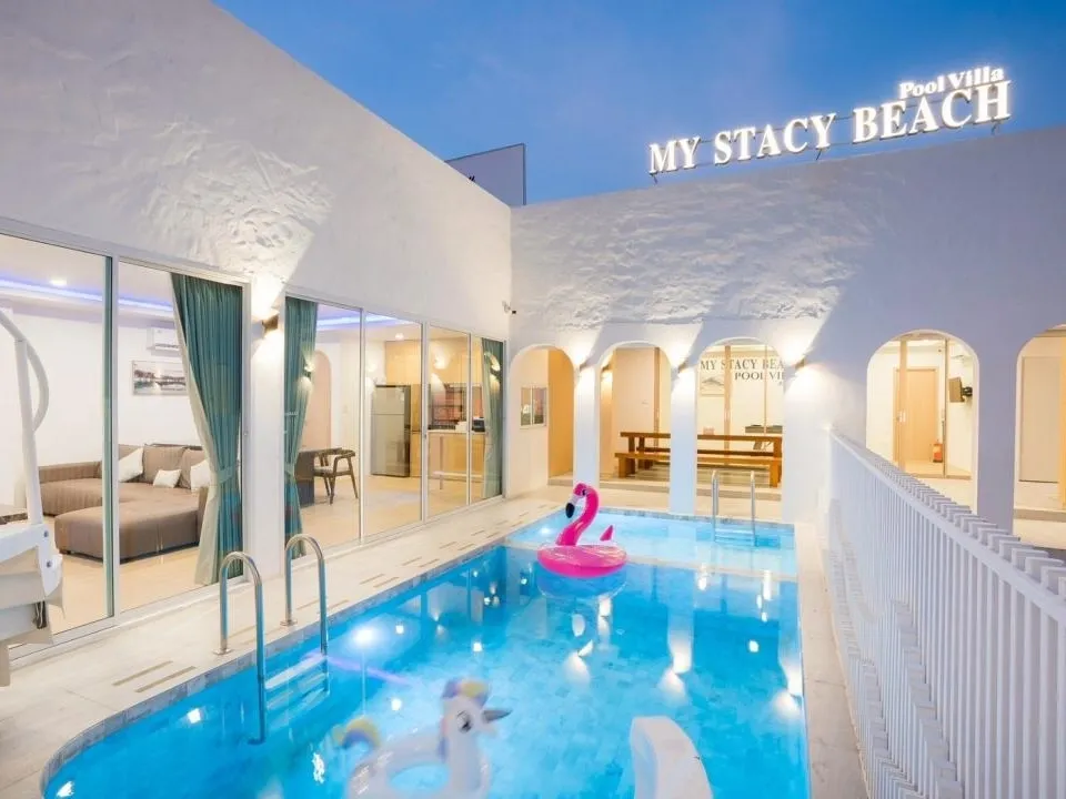 Saya Pool Villas on the beach พูลวิลล่าพัทยา | วิดีโอที่เผยแพร่โดย ออก ...