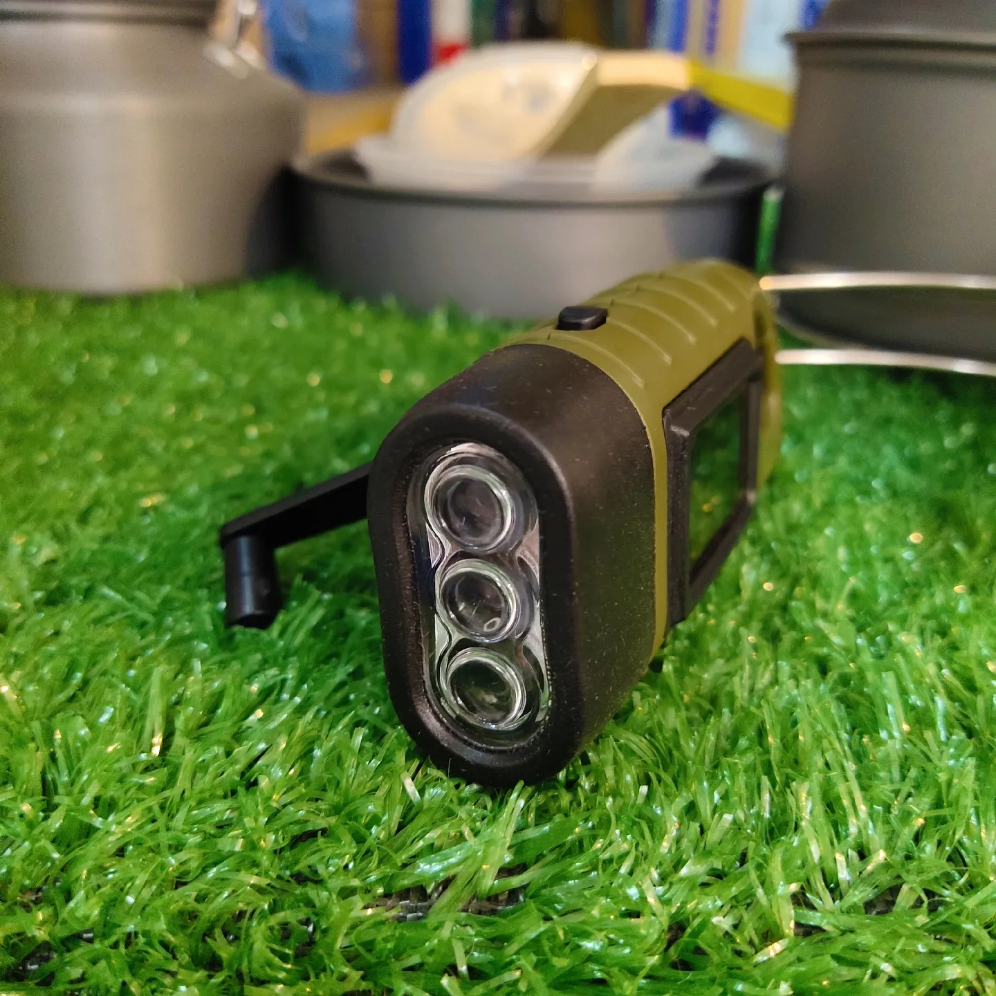 Homemade hand crank flashlight 