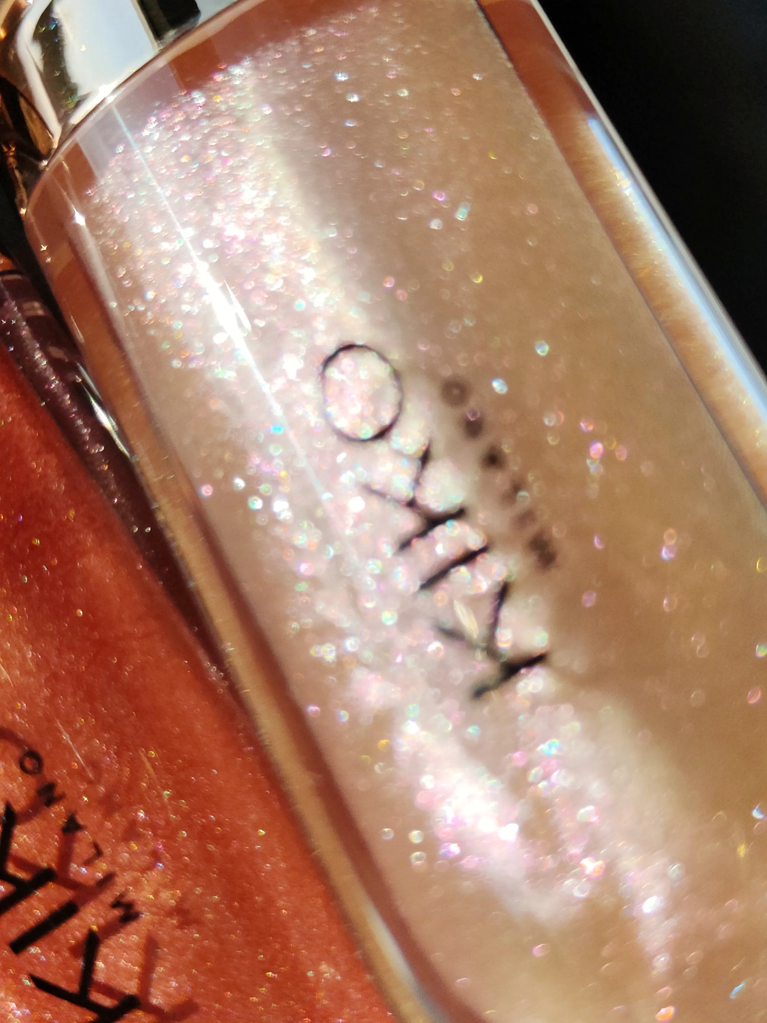 กลอส Kiko Milano ทำไมดีอย่างงี้!!! | แกลเลอรีที่โ…