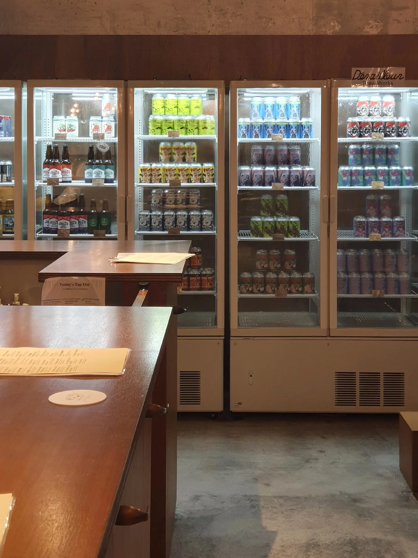 Craft beer ใน Fukuoka กินคนเดียวเหงาๆ แต่เบียดีมาก แกลเลอรีที่โพสต์