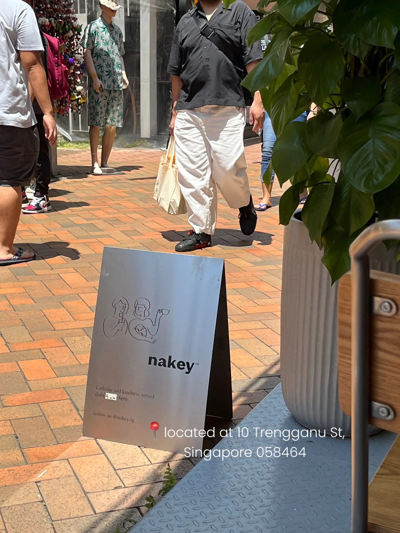 New cafe in town Nakey cafe a review Gallery posted by