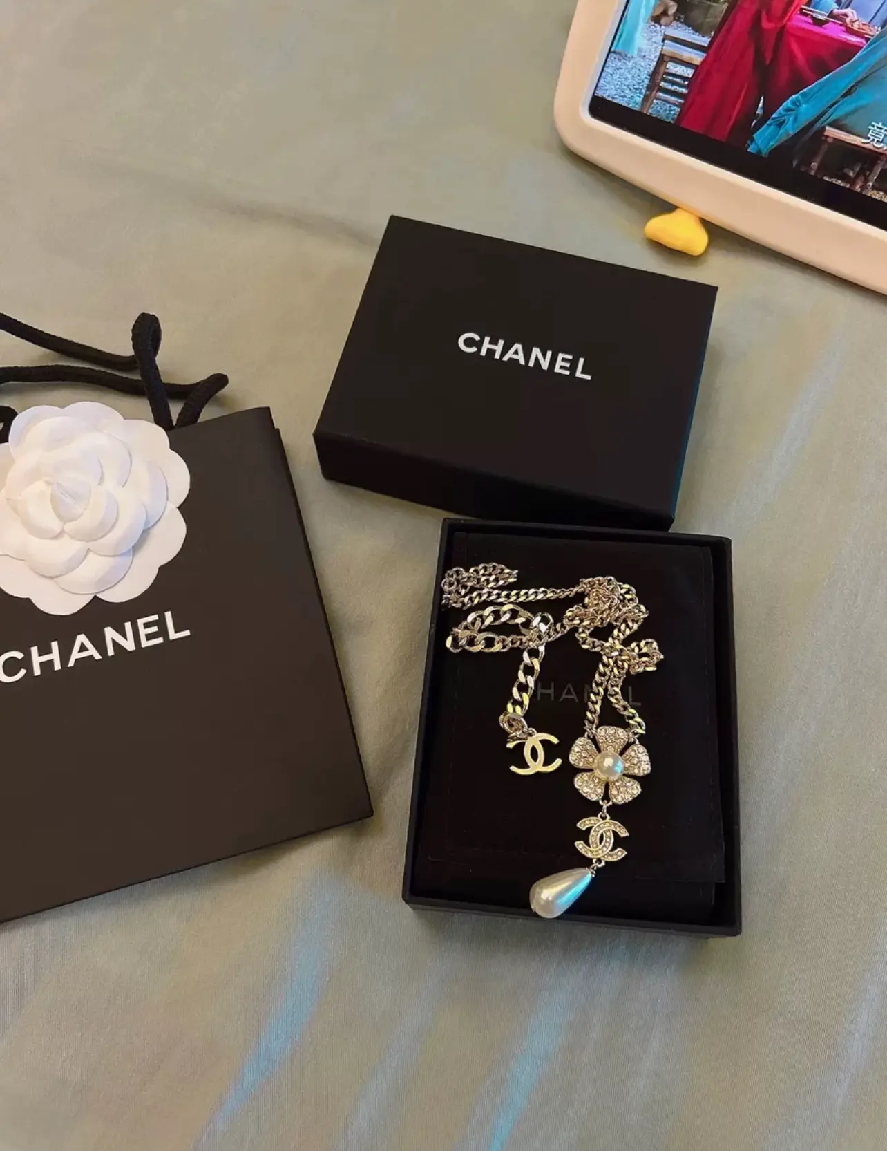 Chanel on sale necklace box