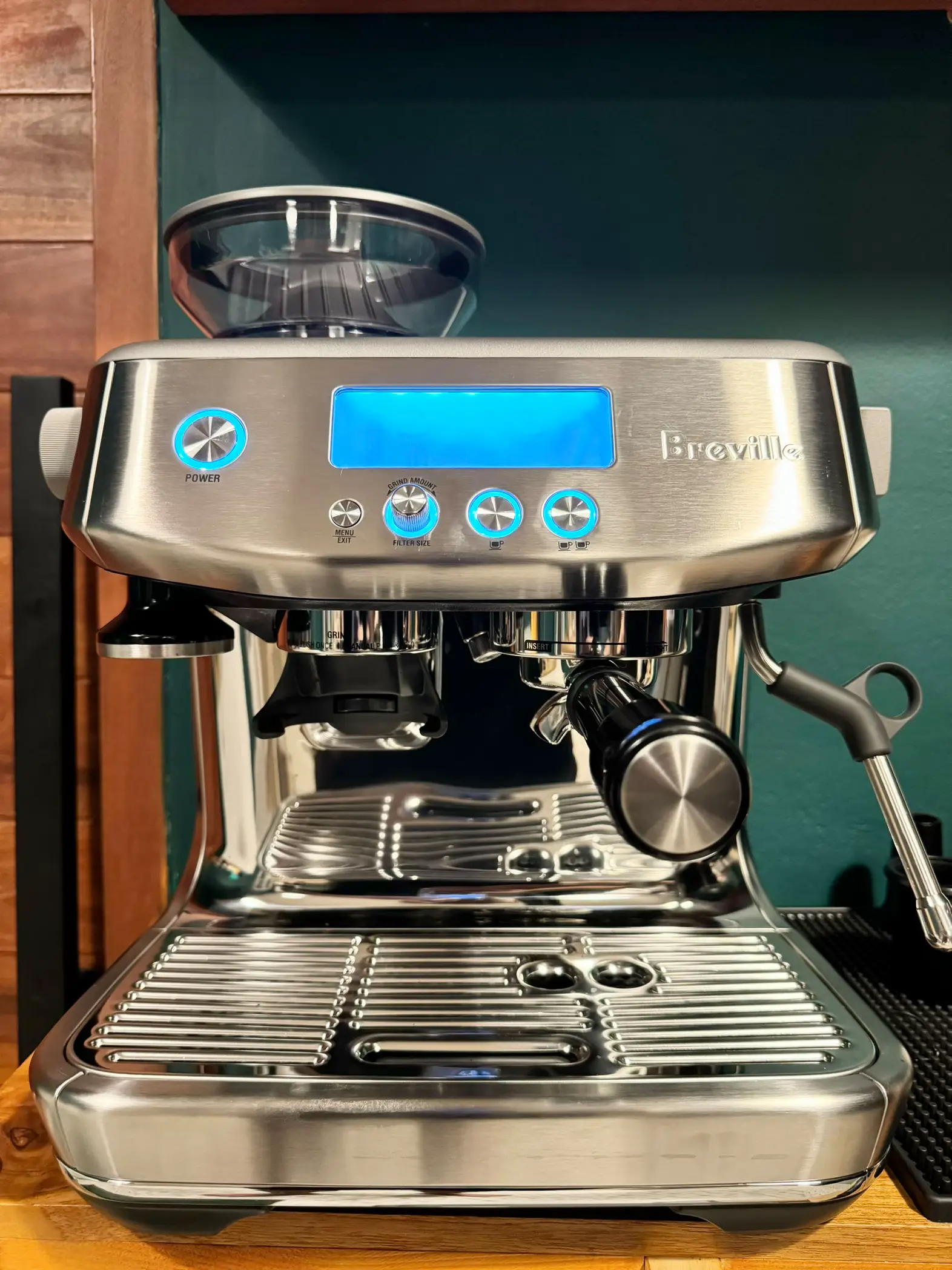 รีวิวเครื่องทำกาแฟ Breville BES878 “The barista pro" แกลเลอรีที่โพสต์