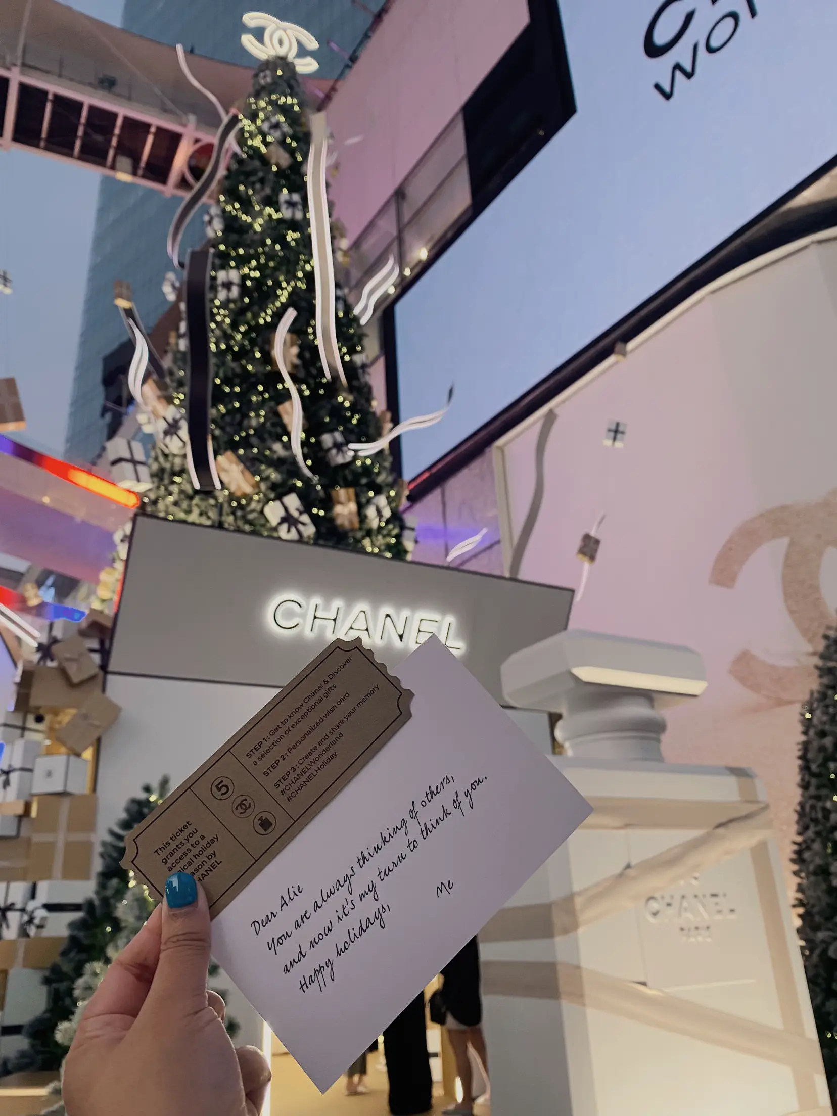 Luxury Christmas Activity at Chanel Wonderland🎄🤍, Gallery posted by  Aetoshiki
