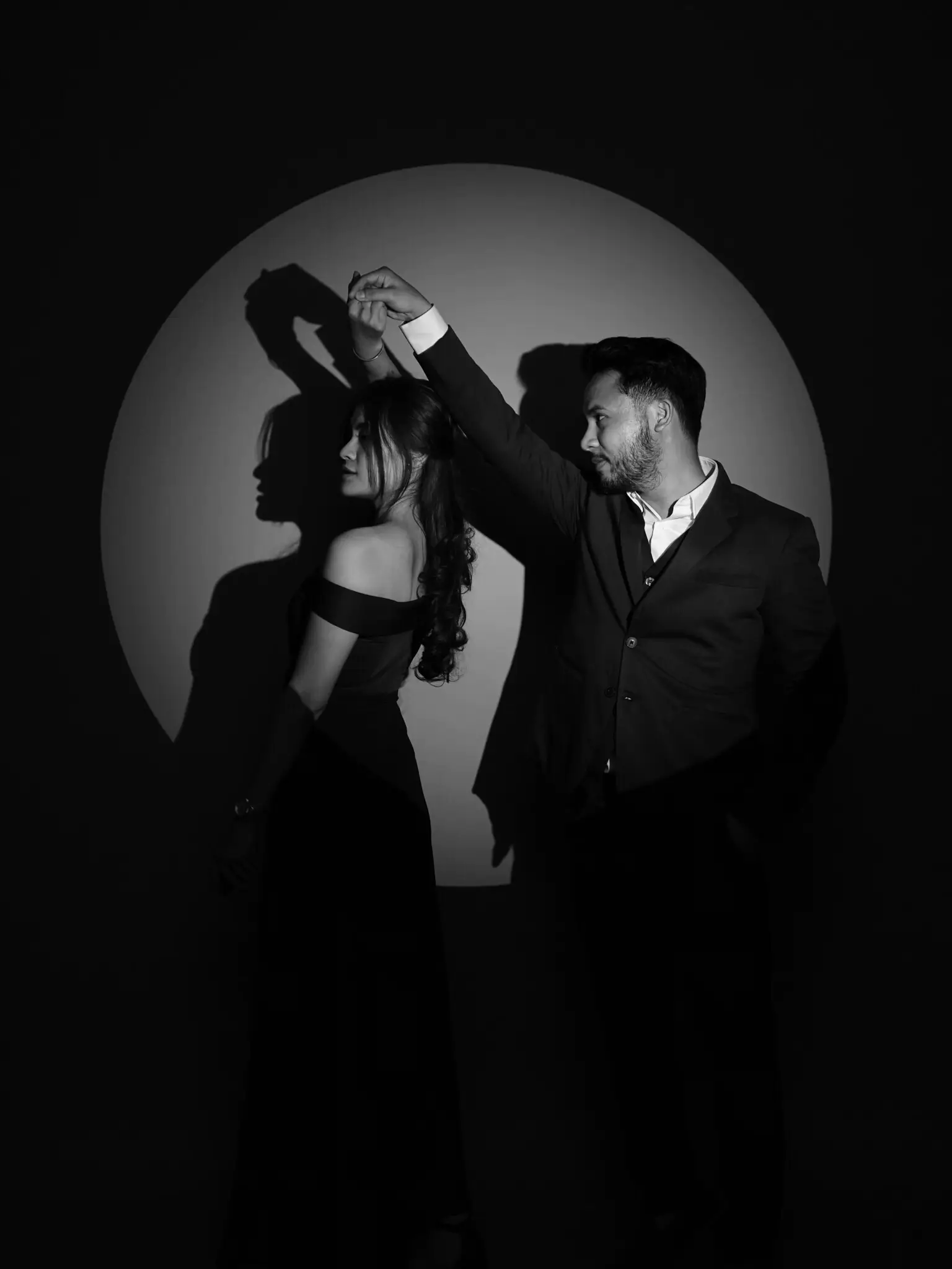 couple-poses-ideas-ide-foto-pre-wedding-simple-galeri-diposting