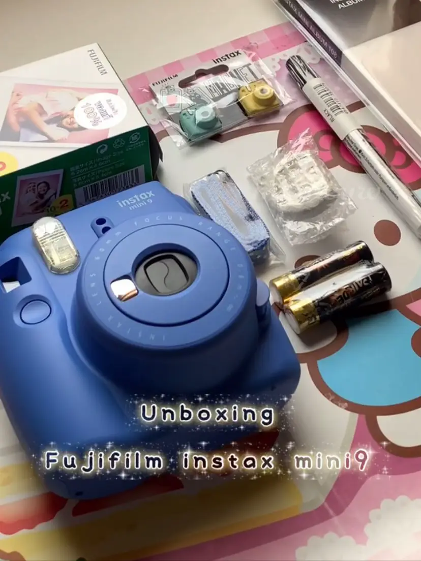 Fujifilm Instax Mini 9 Camera Unboxing and First Look - Instant