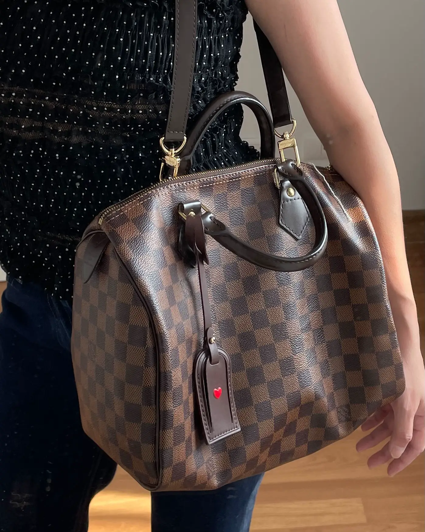 Gave my 30 year old LV bag a new strap and I luv it!!! 💕 : r/handbags