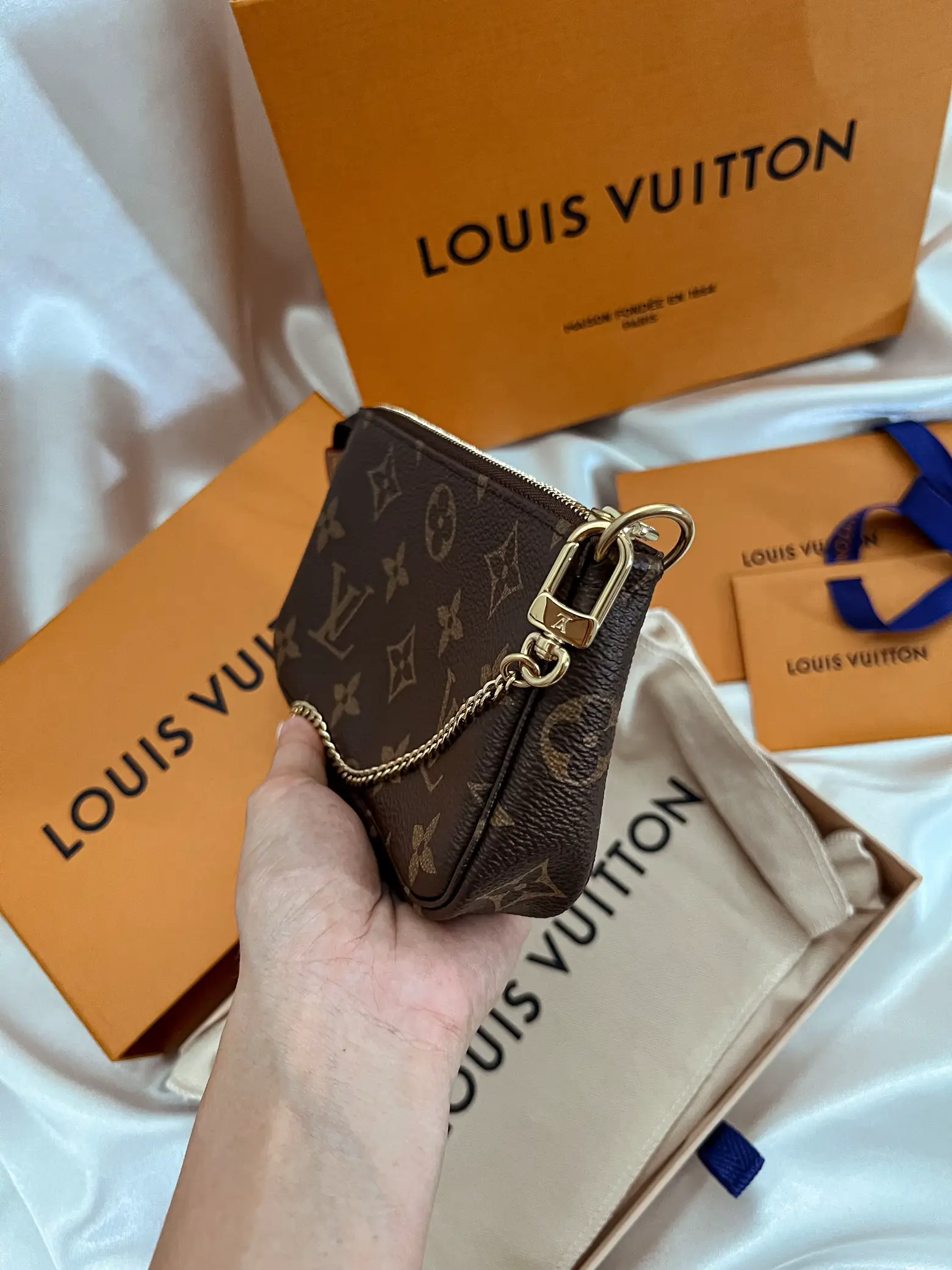 I turned my MPA and Key Pouch into a Mini Multi Pochette Accessoires and I  am obsessed 🤗♥️ : r/Louisvuitton