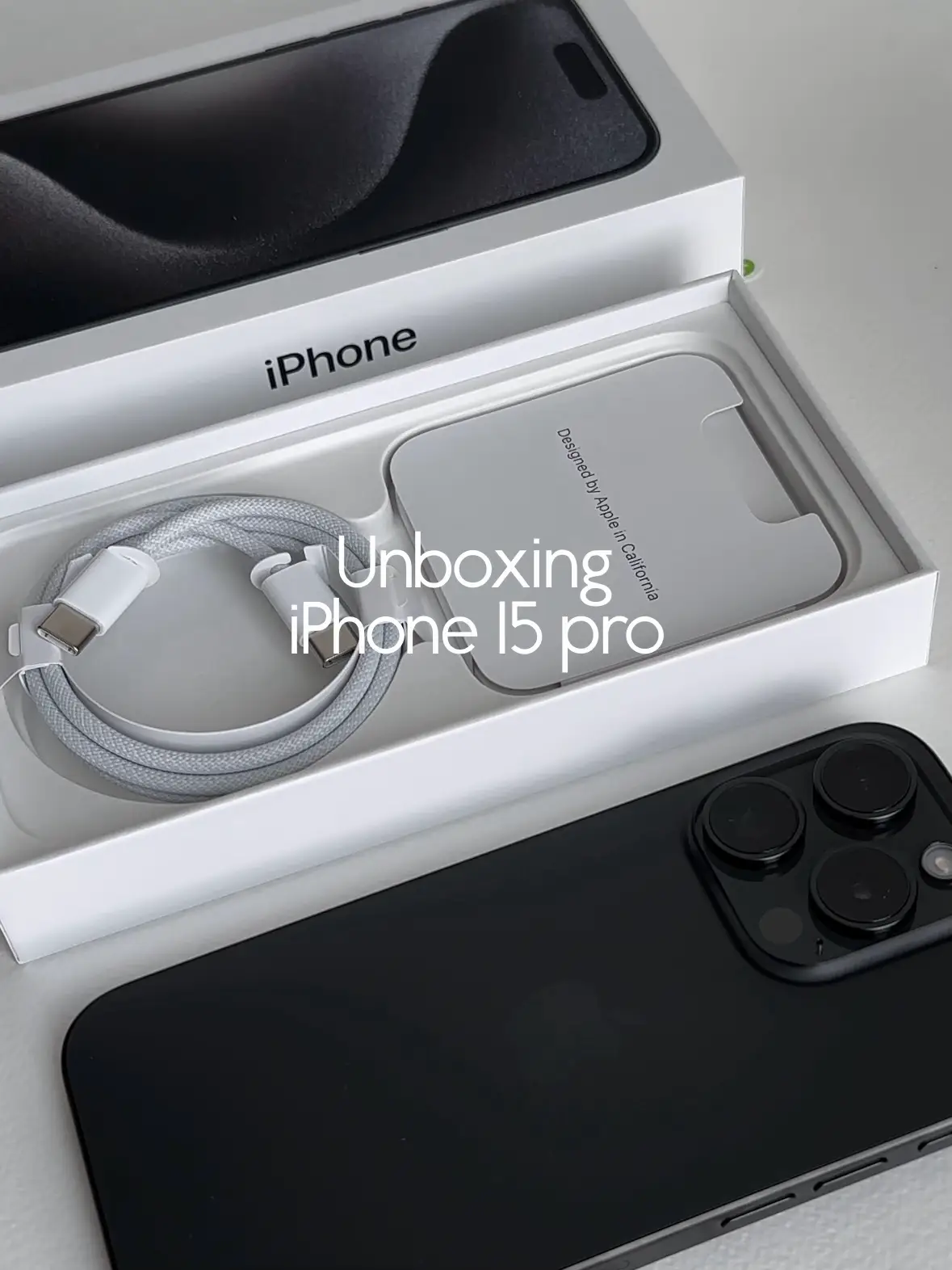 Unboxing iPhone 15 pro 📱🤙🏼, Video published by POND'🍞