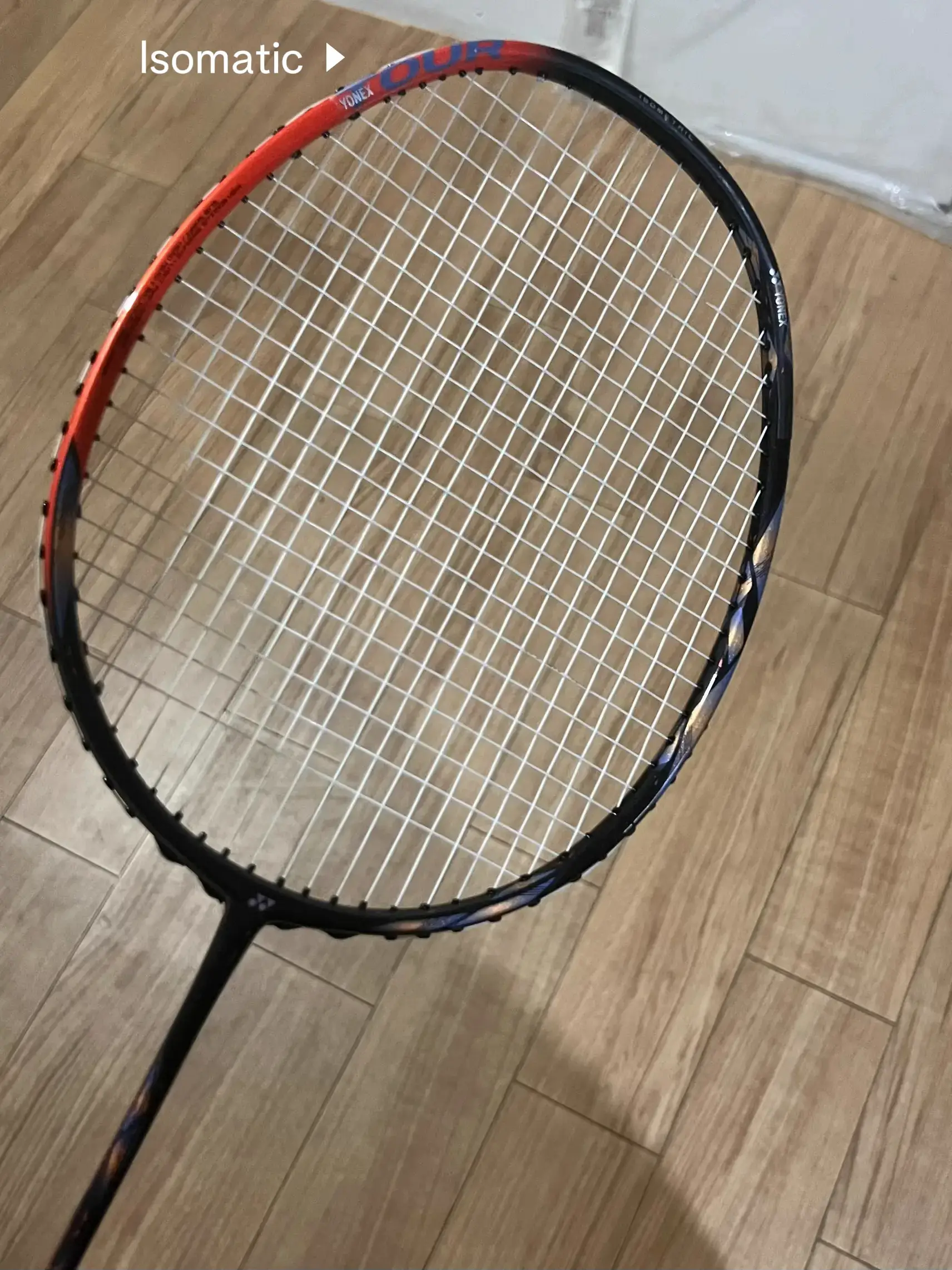 【レビュー】Yonex Astrox 77 Tourバドミントンラケット 🏸 Ptipchw_17が投稿したフォトブック Lemon8