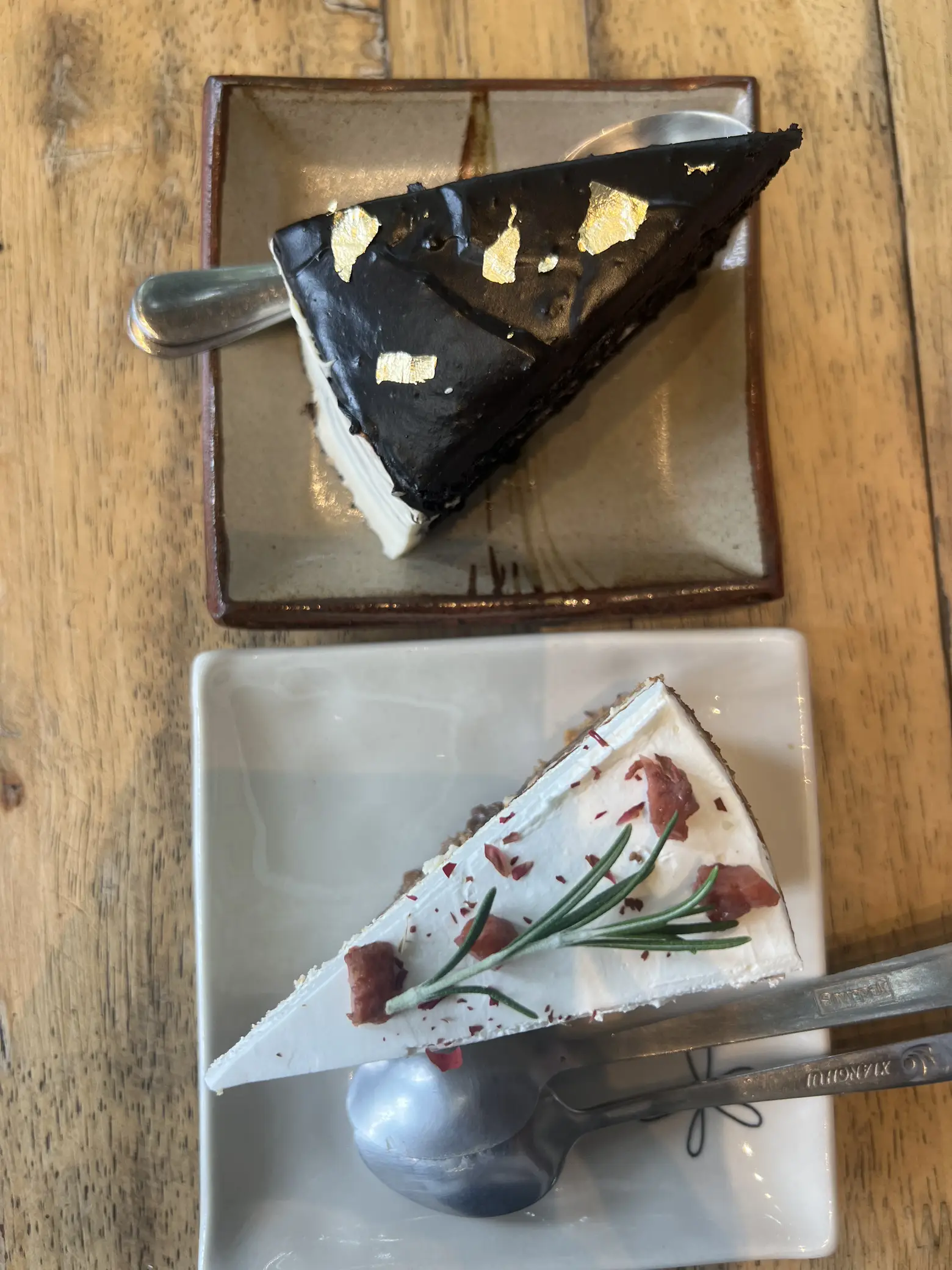 BROS CAFE 🍰🍵☕️ แกลเลอรีที่โพสต์โดย ครูจ๋ารีวิว Lemon8