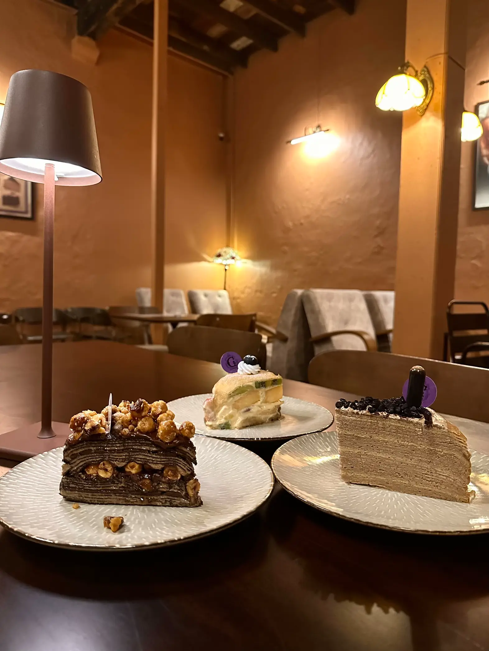 Ipoh Cafe Gabrielle Mille Crepe Galeri disiarkan oleh ckahyee Lemon8
