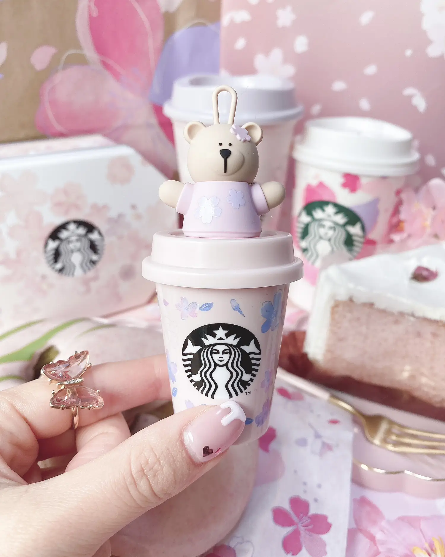 Starting today 🌸 Cute 💗 Starbucks Sakura series🌸 | Gallery