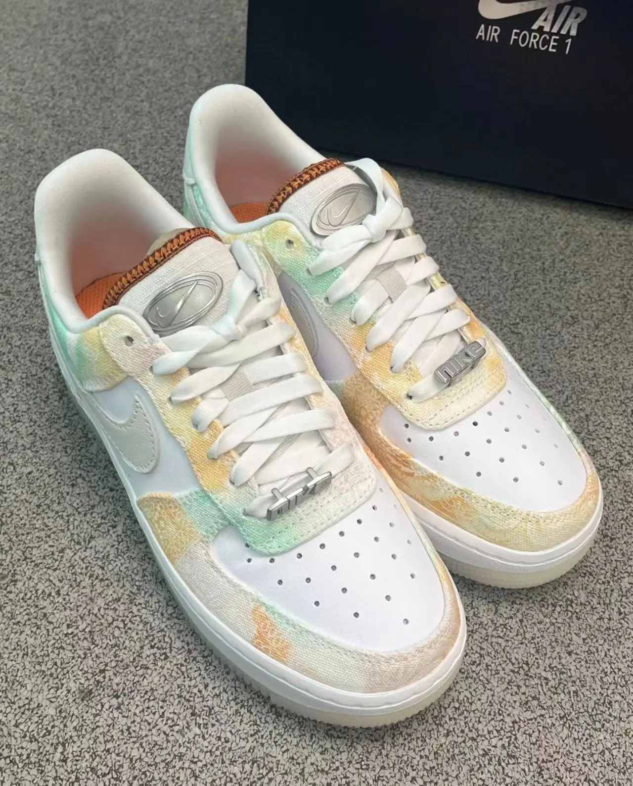 Colorful nike air hot sale force ones