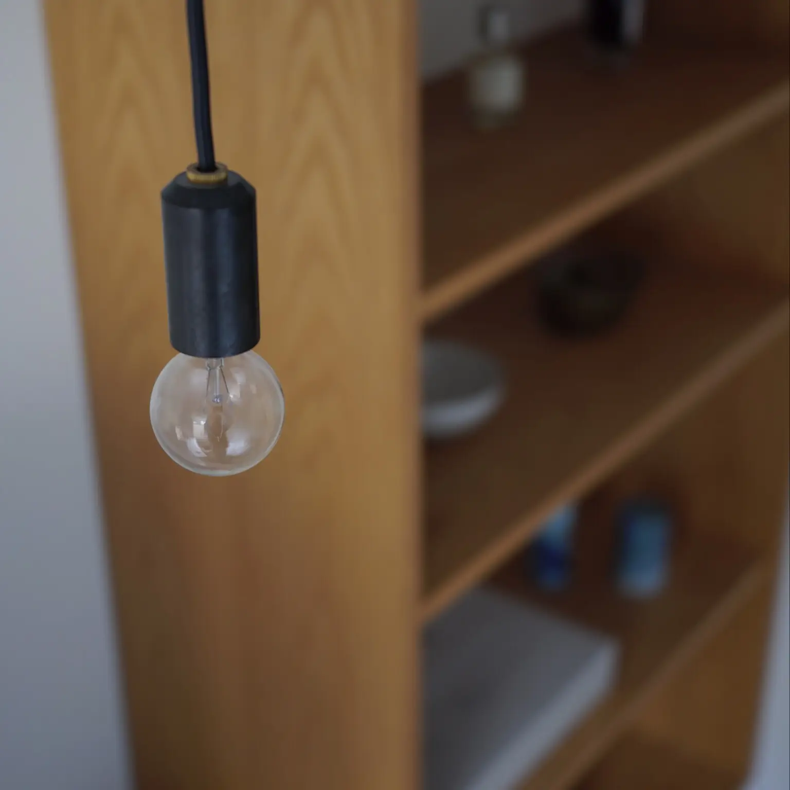 NEW LIGHT POTTERY / 電球 | 1231が投稿したフォトブック | Lemon8