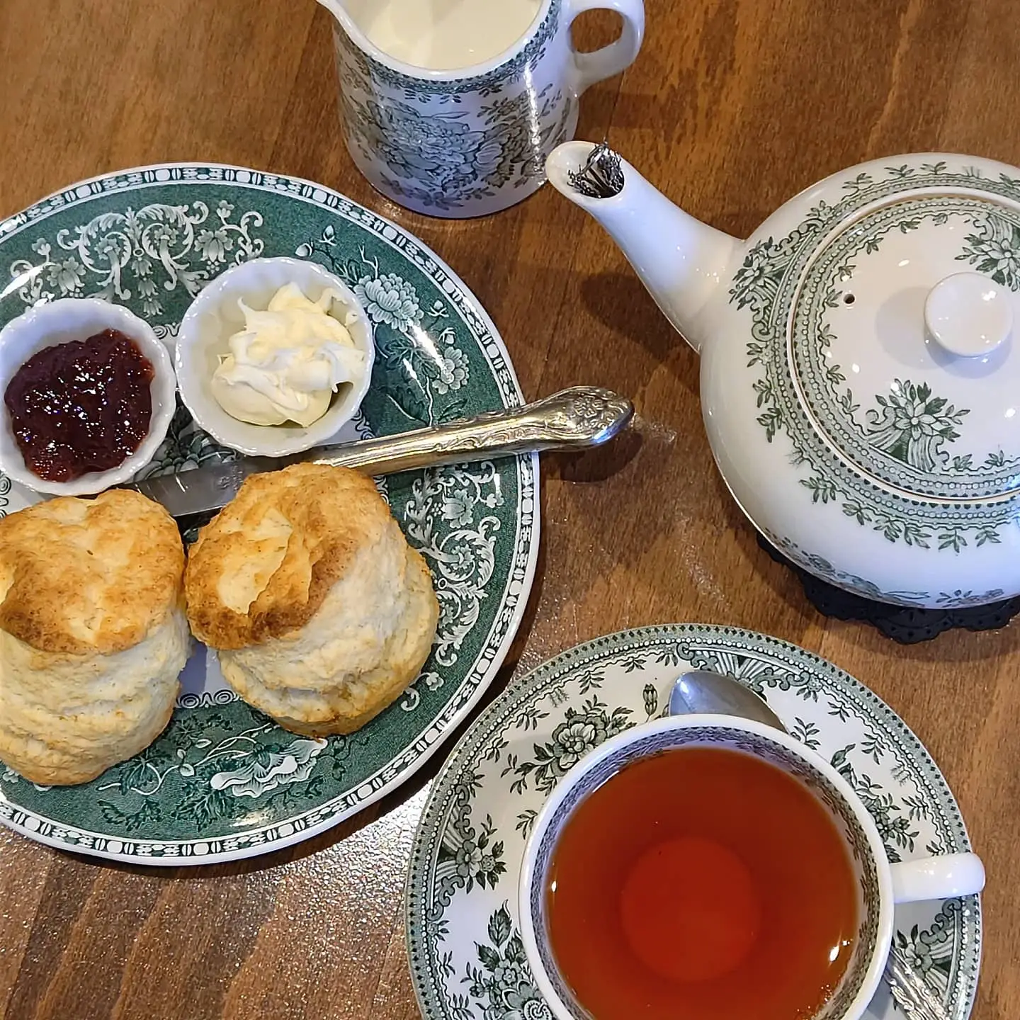 London Tea Room 赤 ホーロー ミルクパン